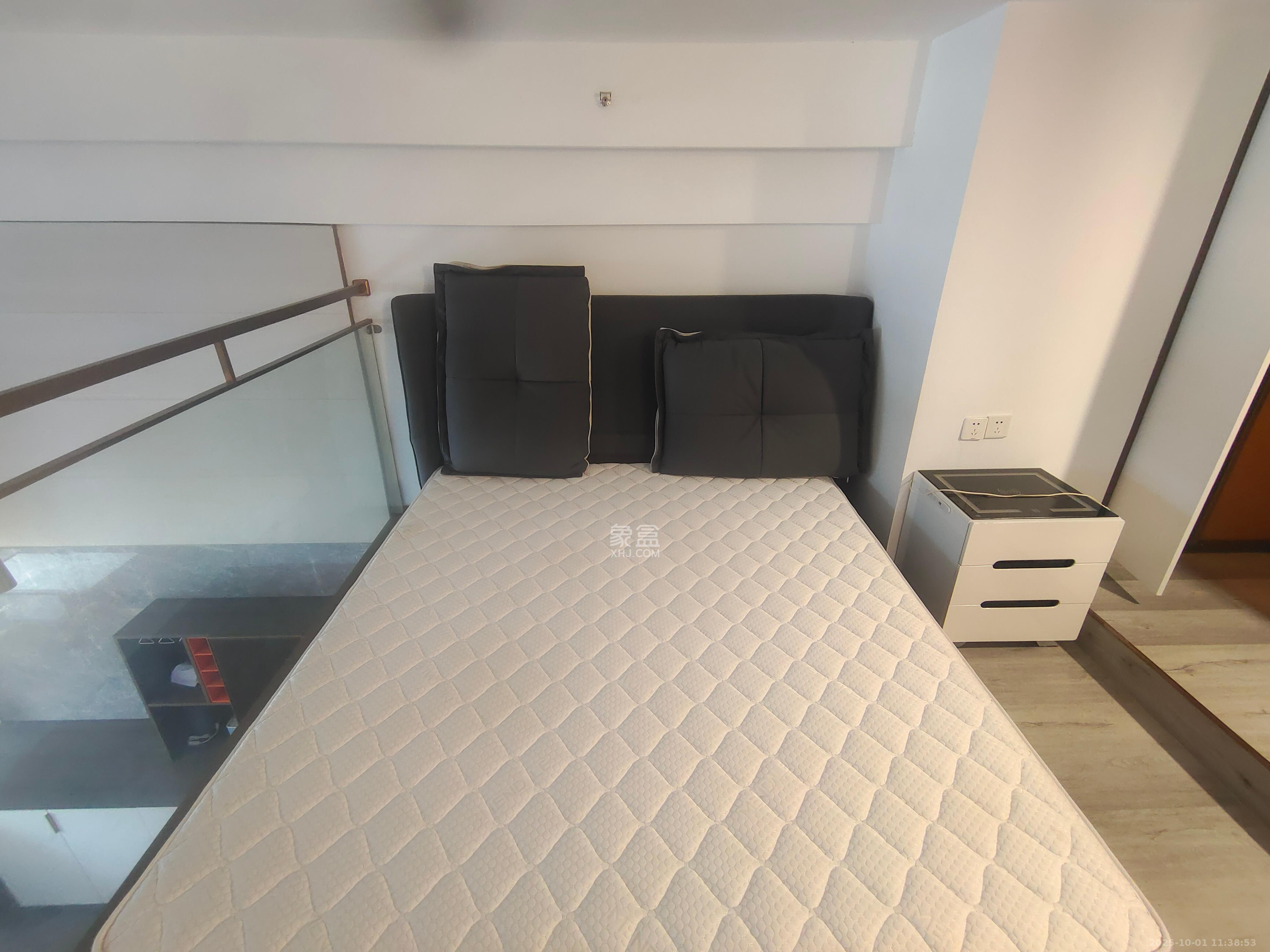 圆泰长沙印 1室0厅0卫 2800.0元/月 圆泰长沙印 1室0厅0卫 2800.0元/月室内图