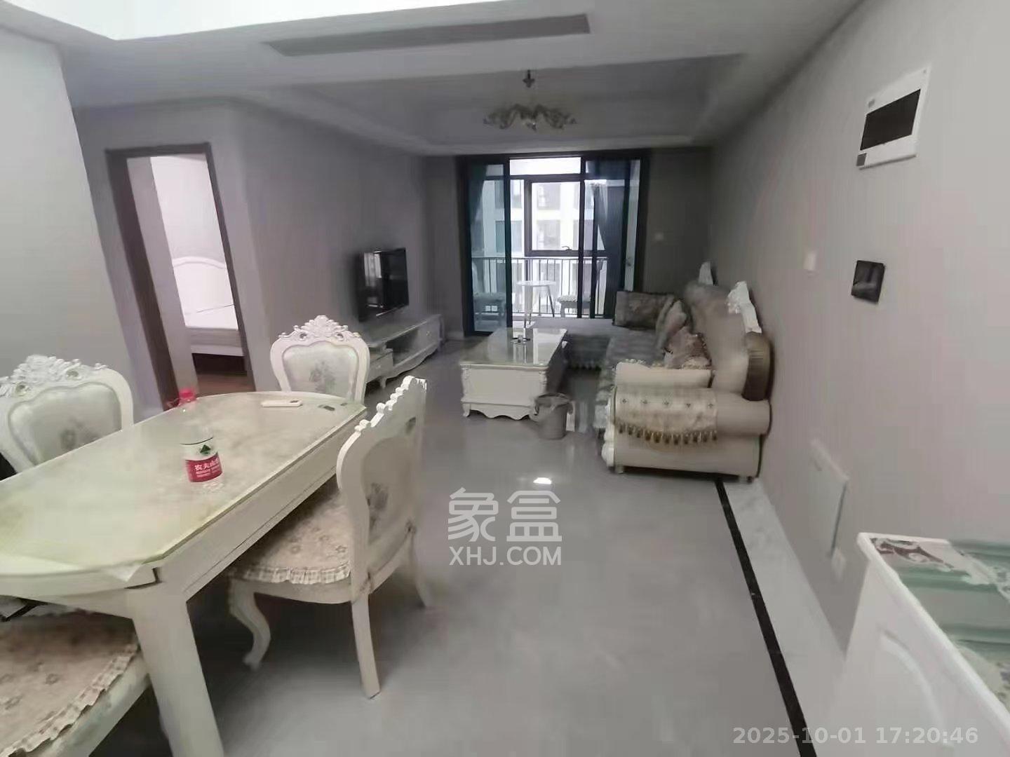 里约荟  3室1厅2卫   3000.00元/月