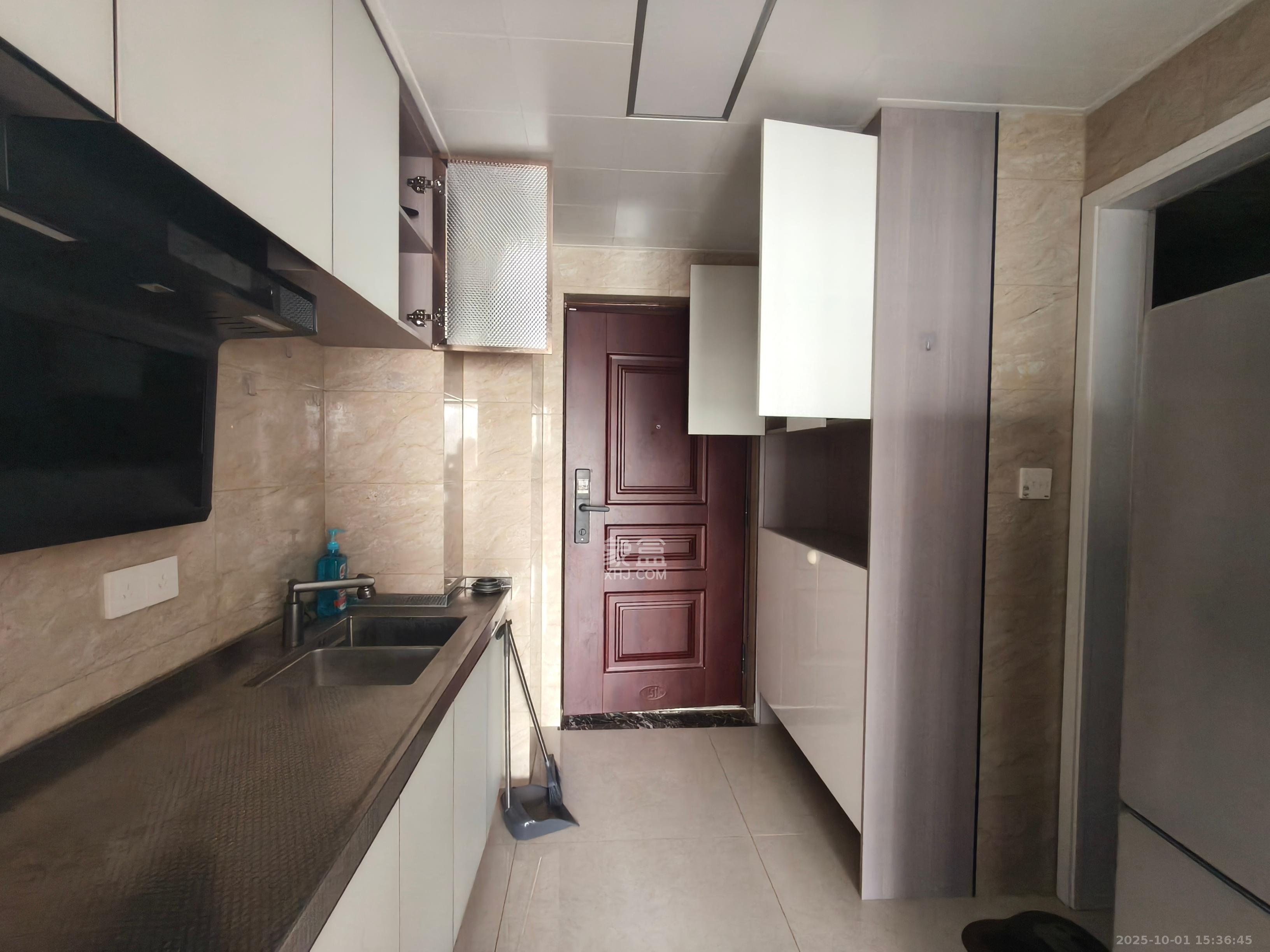 友兴家园  1室0厅0卫    1600.0元/月室内图