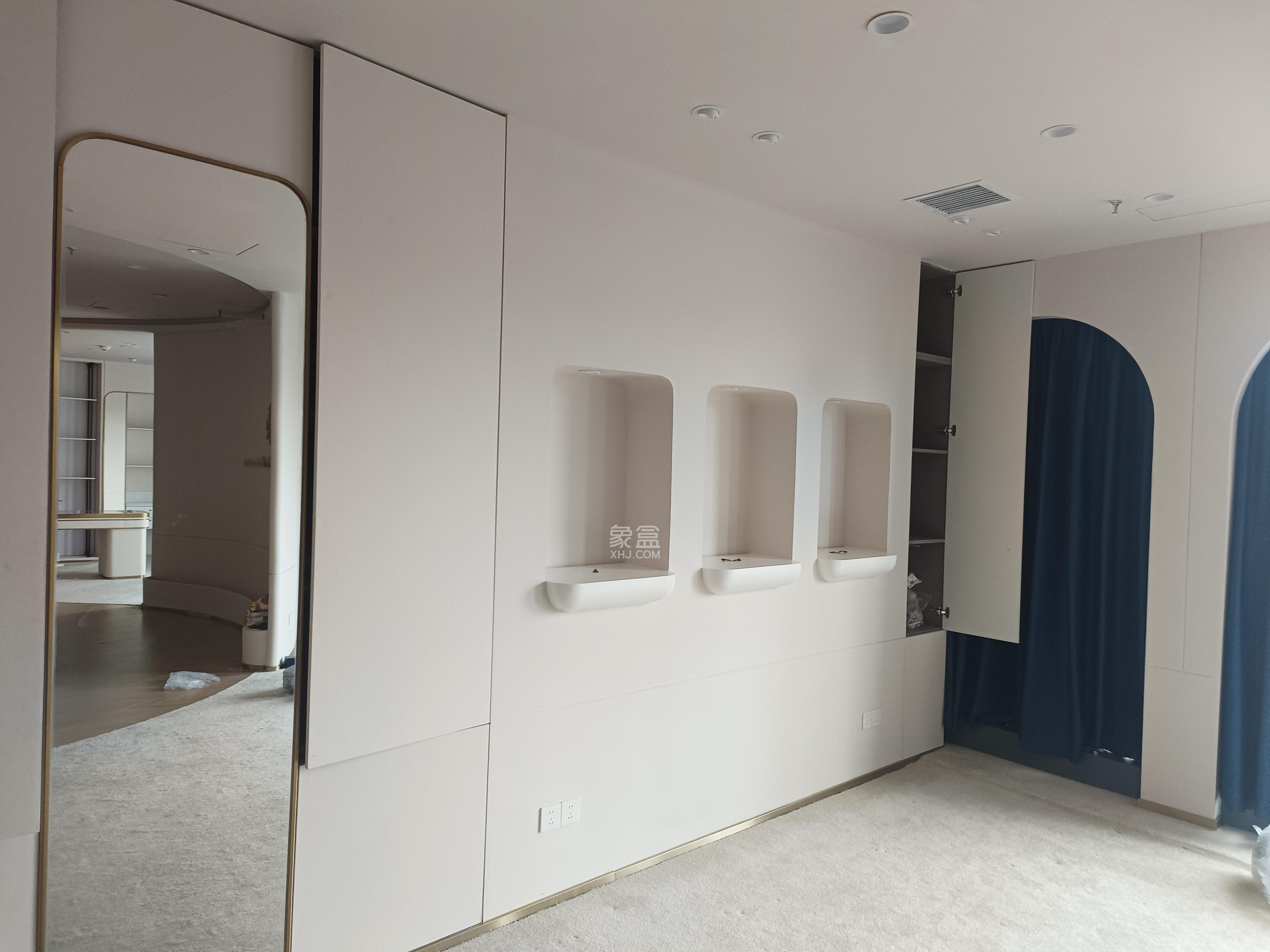 世茂环球金融中心   154.0㎡      6000.0元/月室内图