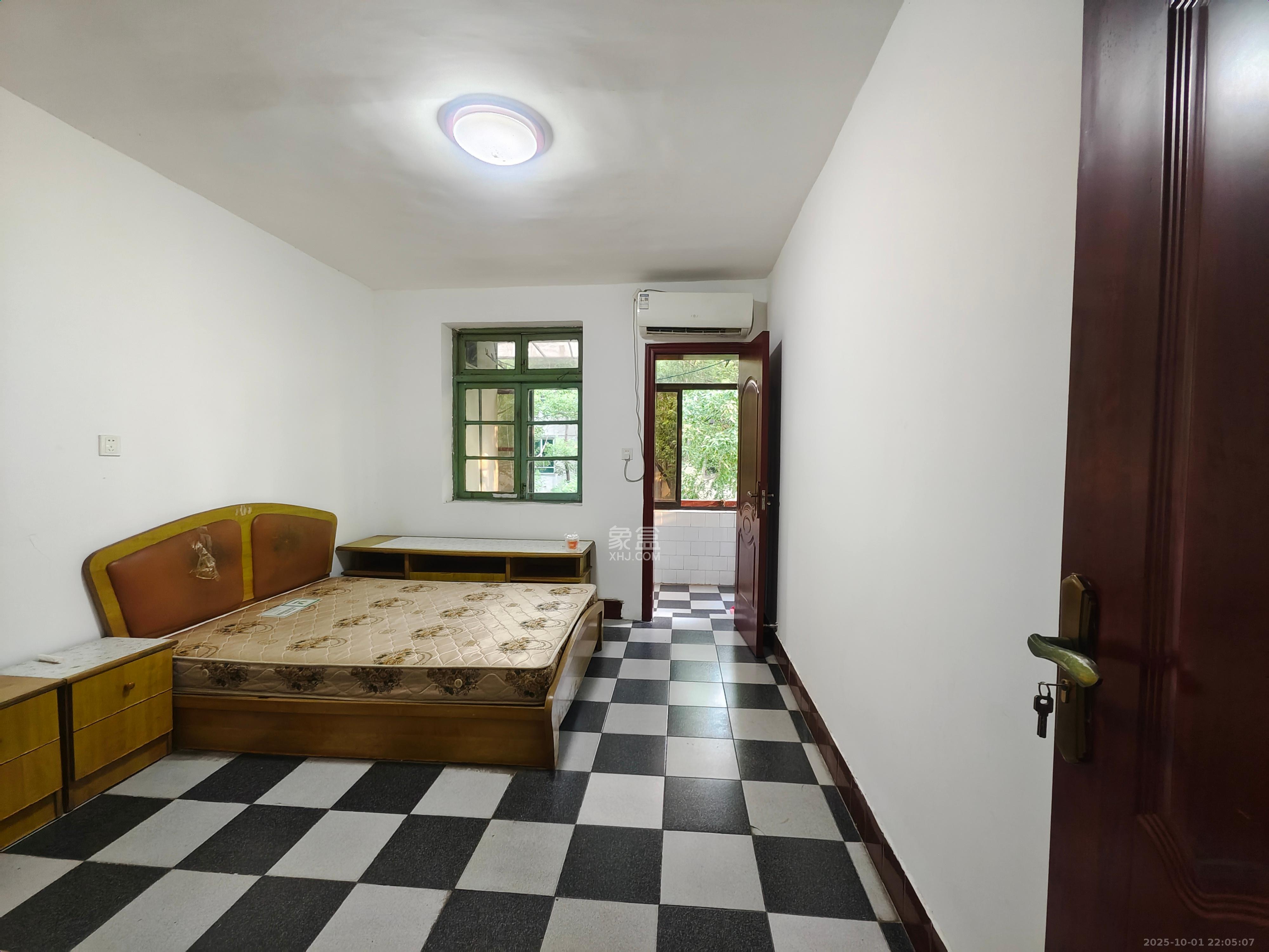 望月湖小区一片(荣龙社区) 2室1厅1卫 1200.0元/月 望月湖小区一片(荣龙社区) 2室1厅1卫 1200.0元/月室内图