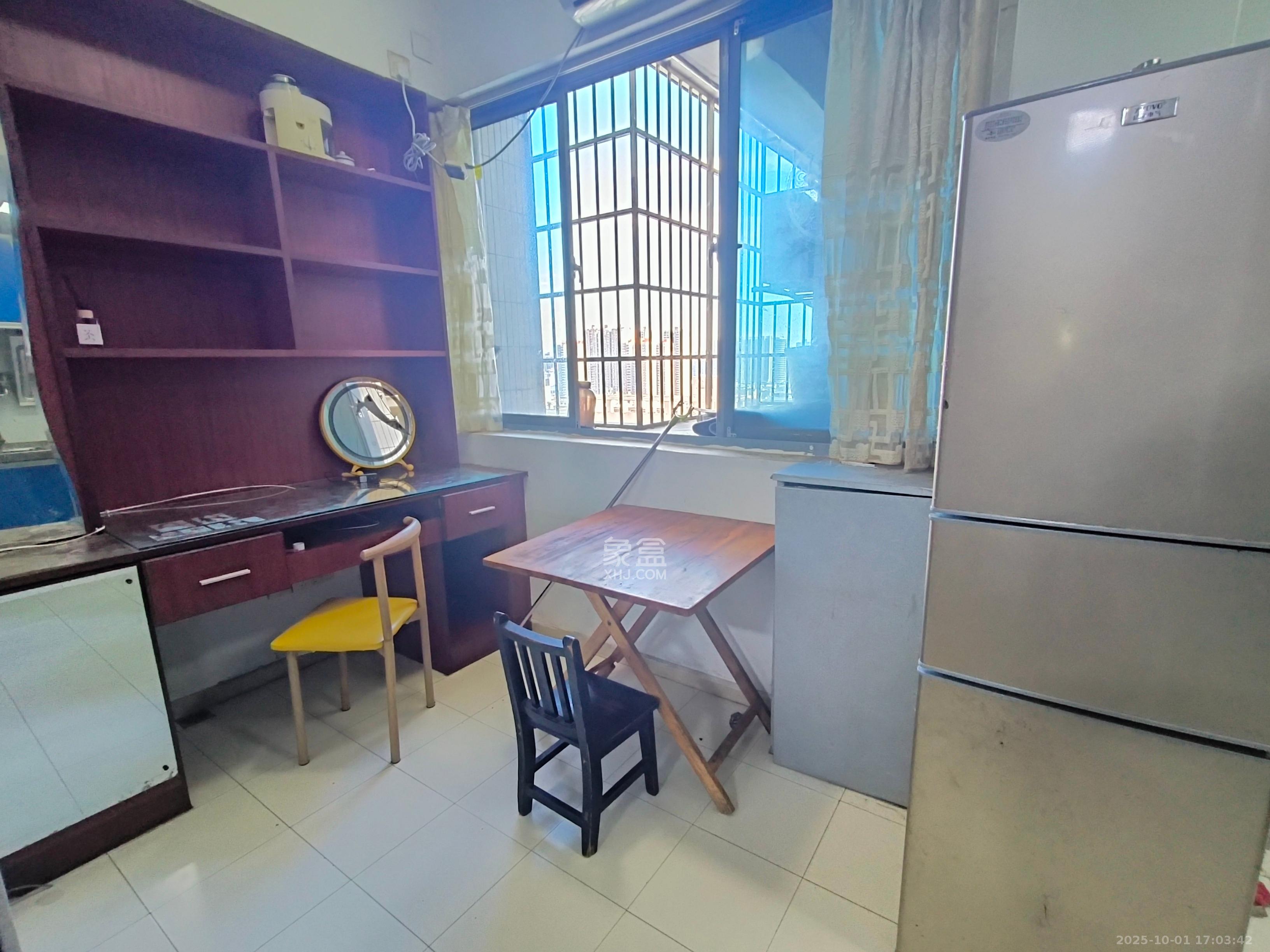 东方银座(东方摩卡) 1室1厅1卫 1600.0元/月 东方银座(东方摩卡) 1室1厅1卫 1600.0元/月室内图