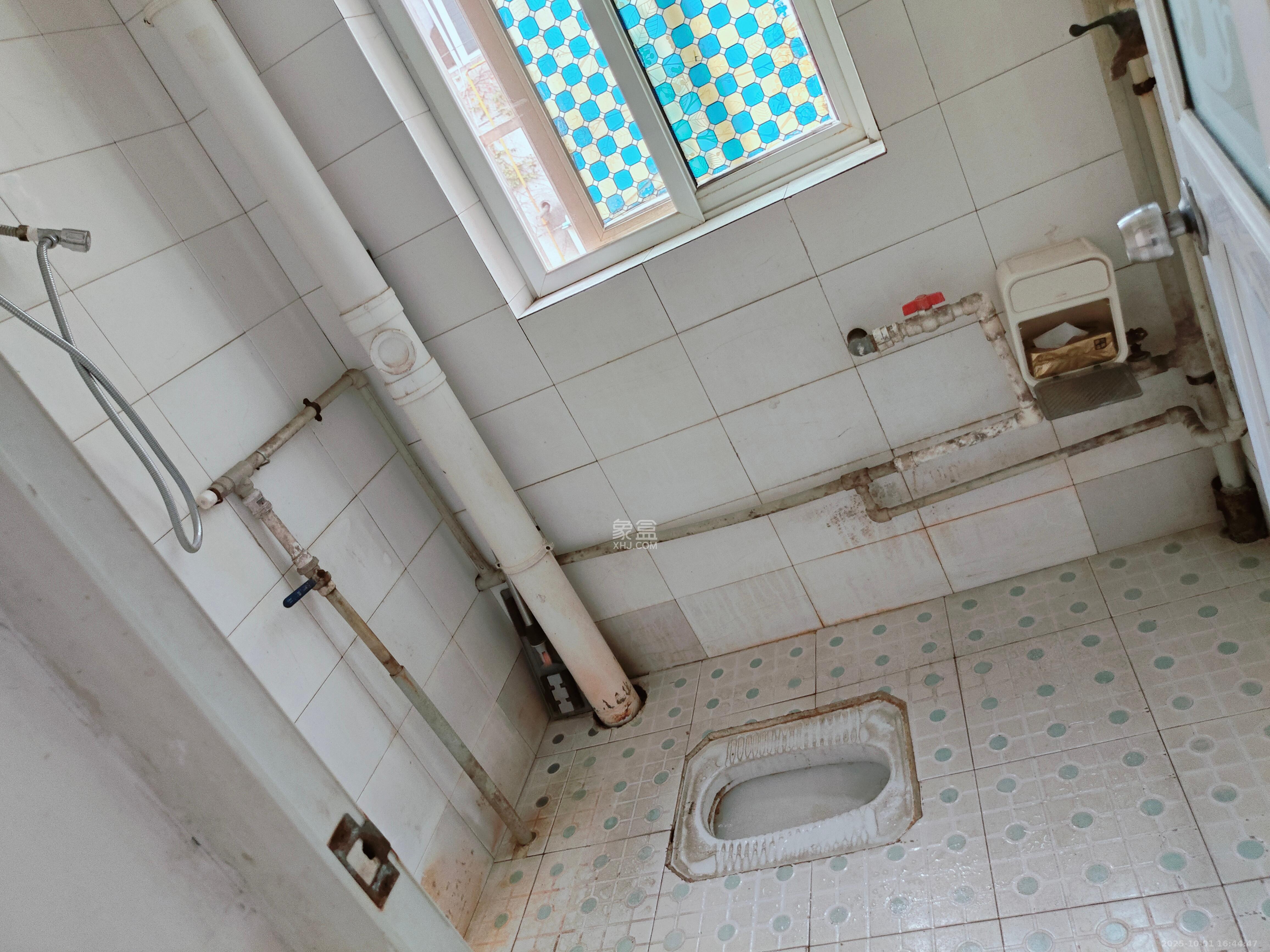 成达花园 1室1厅1卫 1100.0元/月 成达花园 1室1厅1卫 1100.0元/月室内图