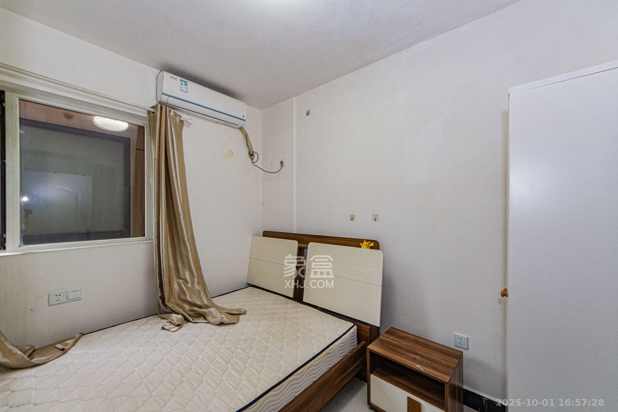 北辰三角洲E4区  3室2厅1卫    3500.0元/月室内图