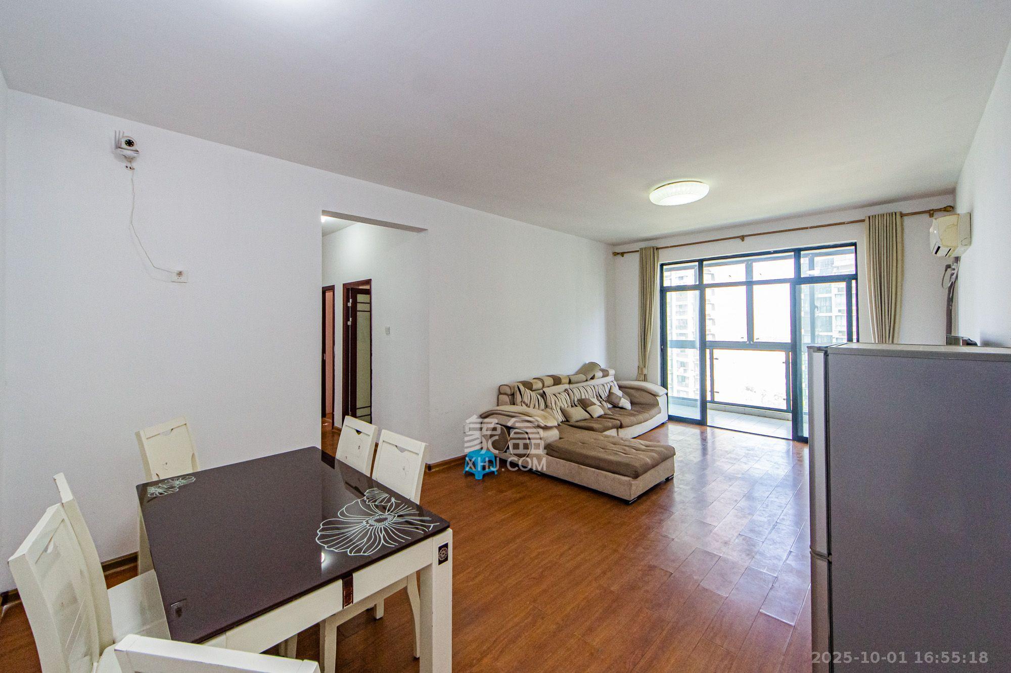 湘江世纪城融江苑 3室2厅2卫 1900.0元/月 湘江世纪城融江苑 3室2厅2卫 1900.0元/月室内图