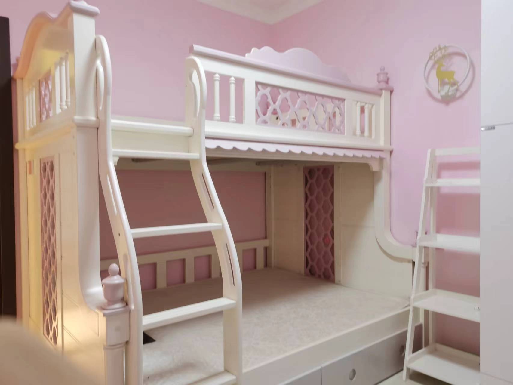 大华锦绣海岸一期 3室2厅1卫 4300.0元/月 大华锦绣海岸一期 3室2厅1卫 4300.0元/月室内图