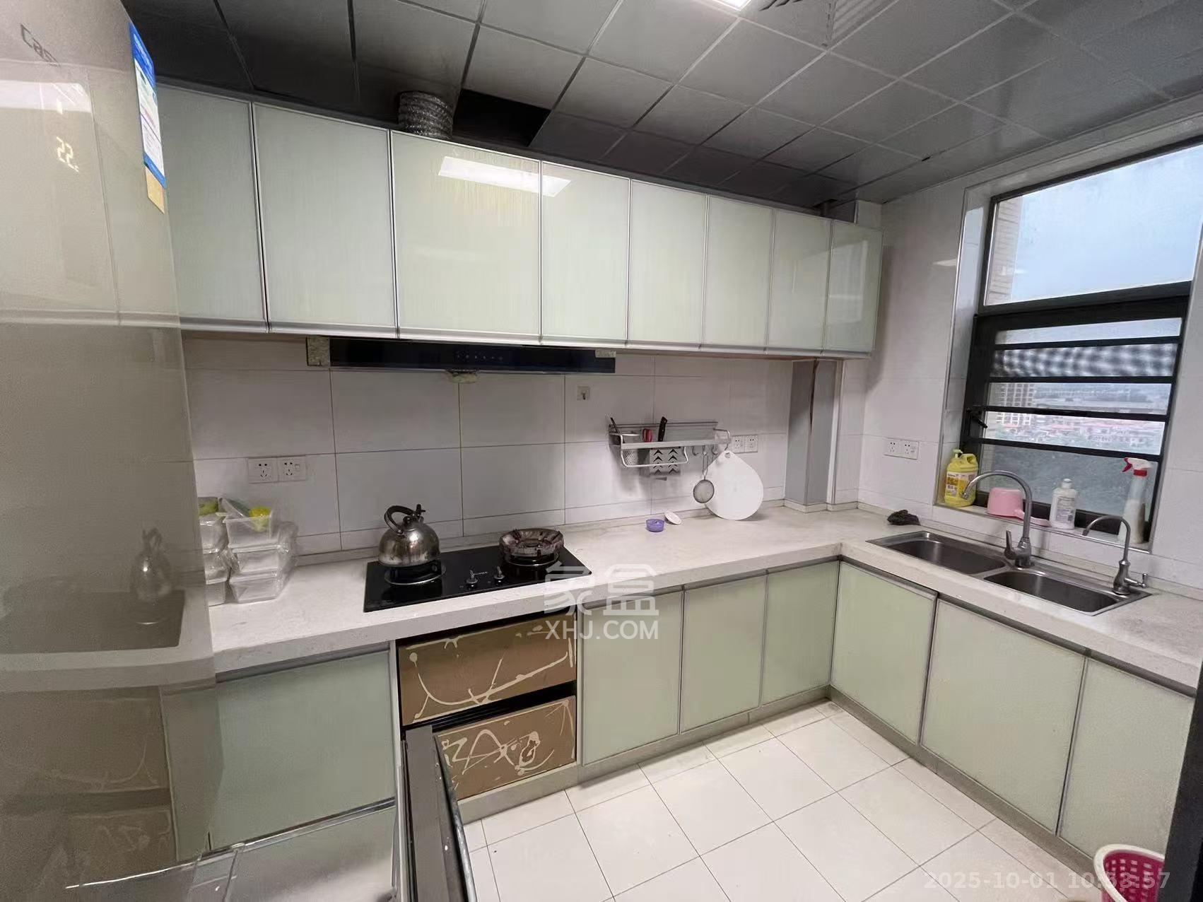 中房瑞致国际  1室0厅0卫    3000.0元/月室内图