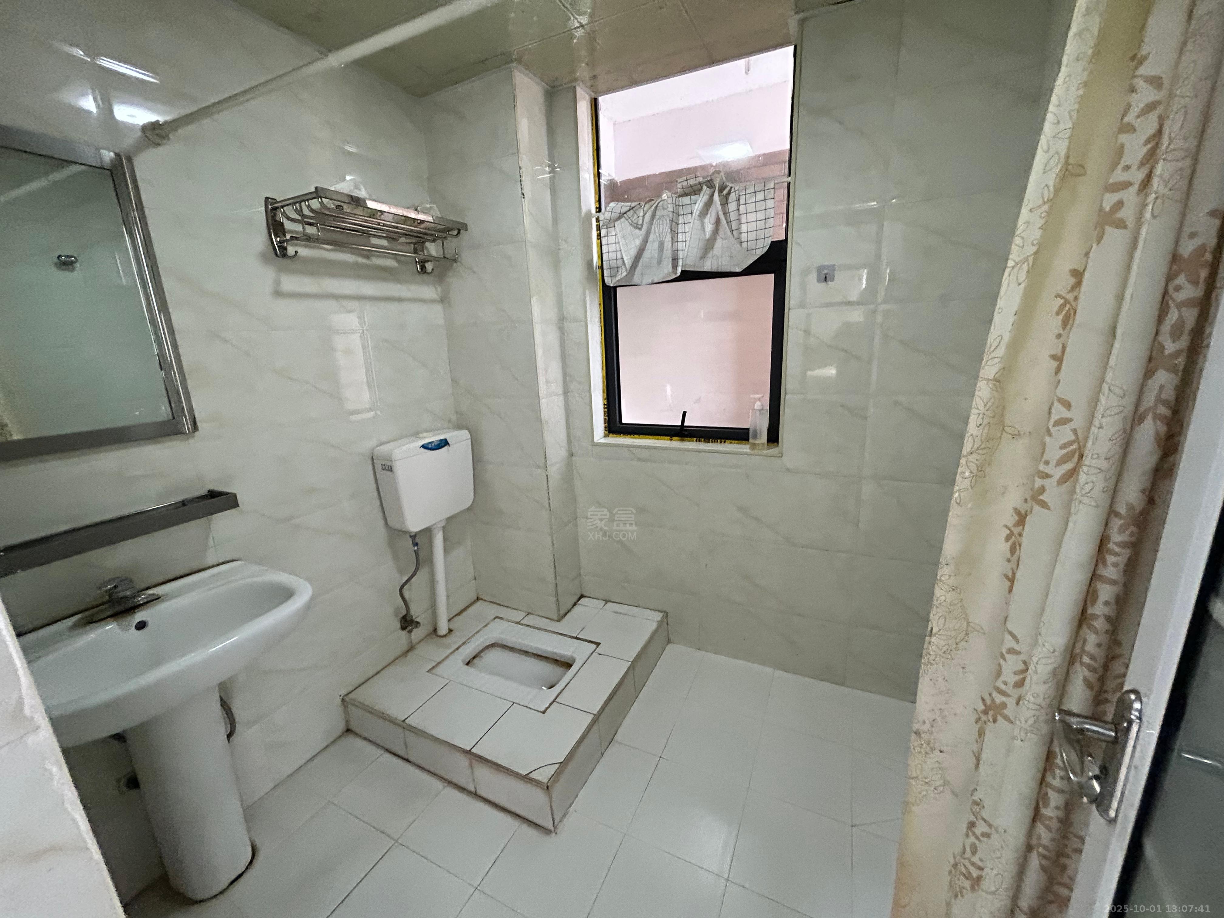 尚格名城香榭丽舍 2室2厅1卫 1500.0元/月 尚格名城香榭丽舍 2室2厅1卫 1500.0元/月室内图