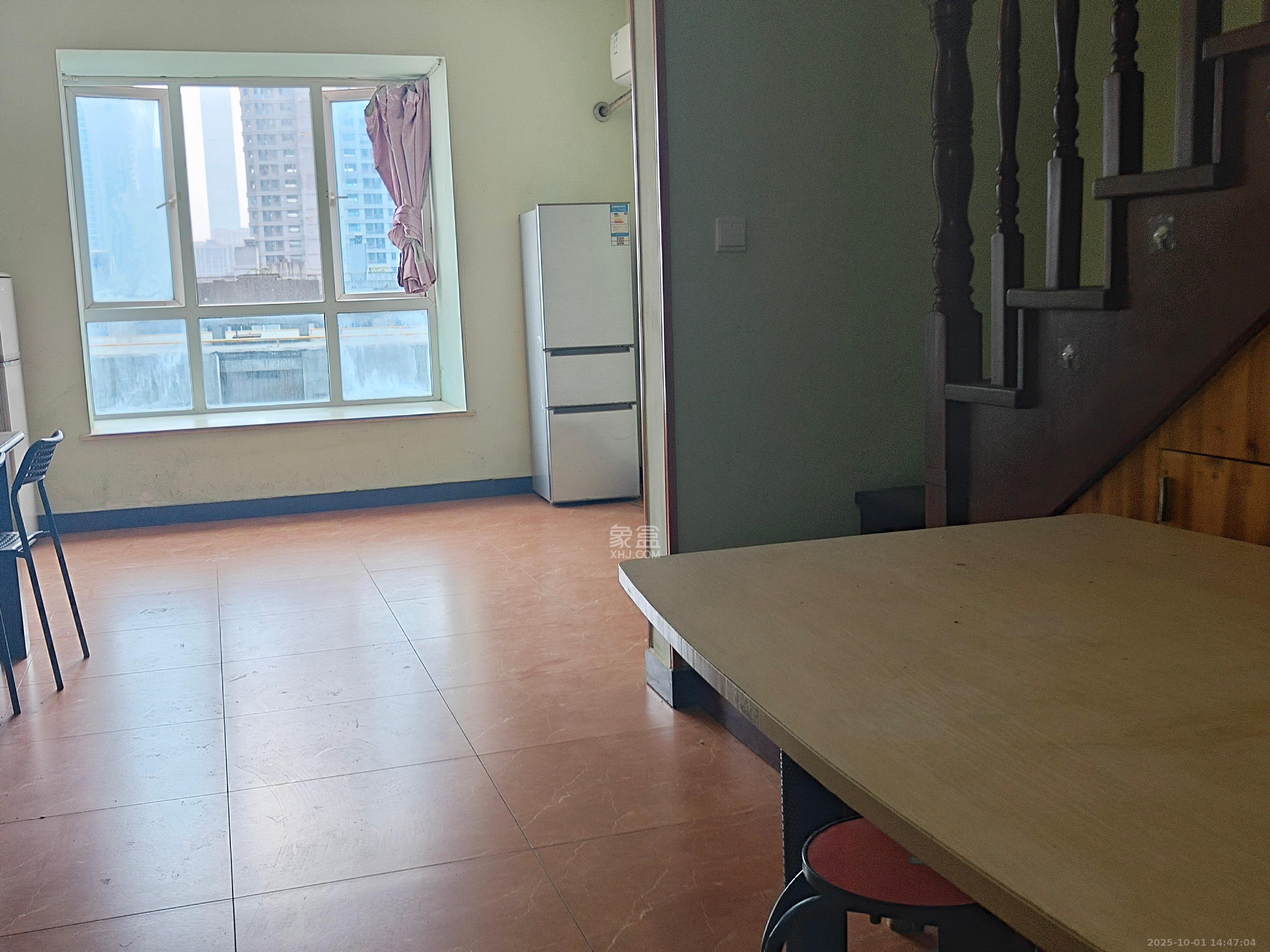 凯乐国际城 2室2厅1卫 2300.0元/月 凯乐国际城 2室2厅1卫 2300.0元/月室内图