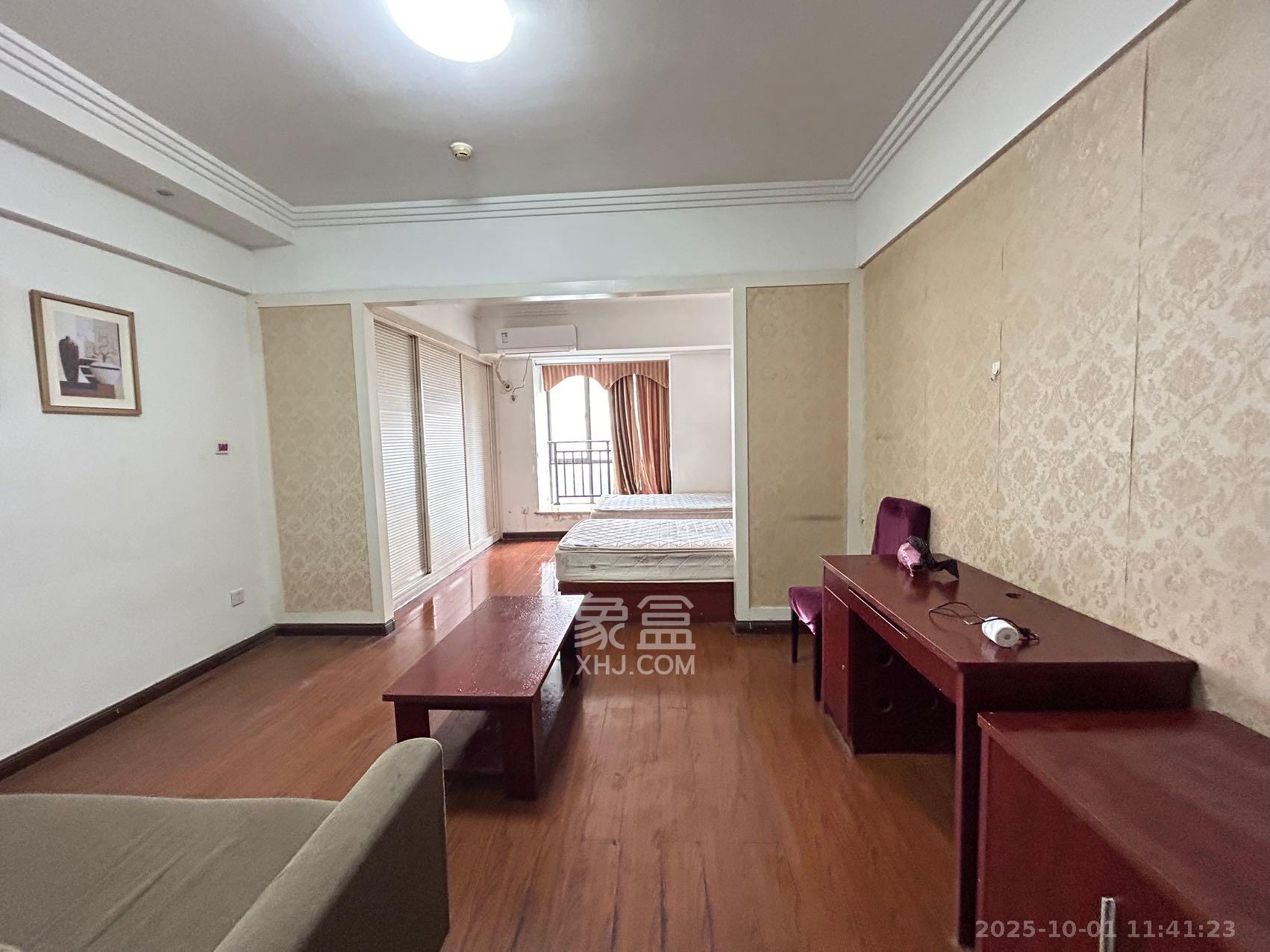 西子一间 1室1厅1卫 1300.0元/月 西子一间 1室1厅1卫 1300.0元/月室内图