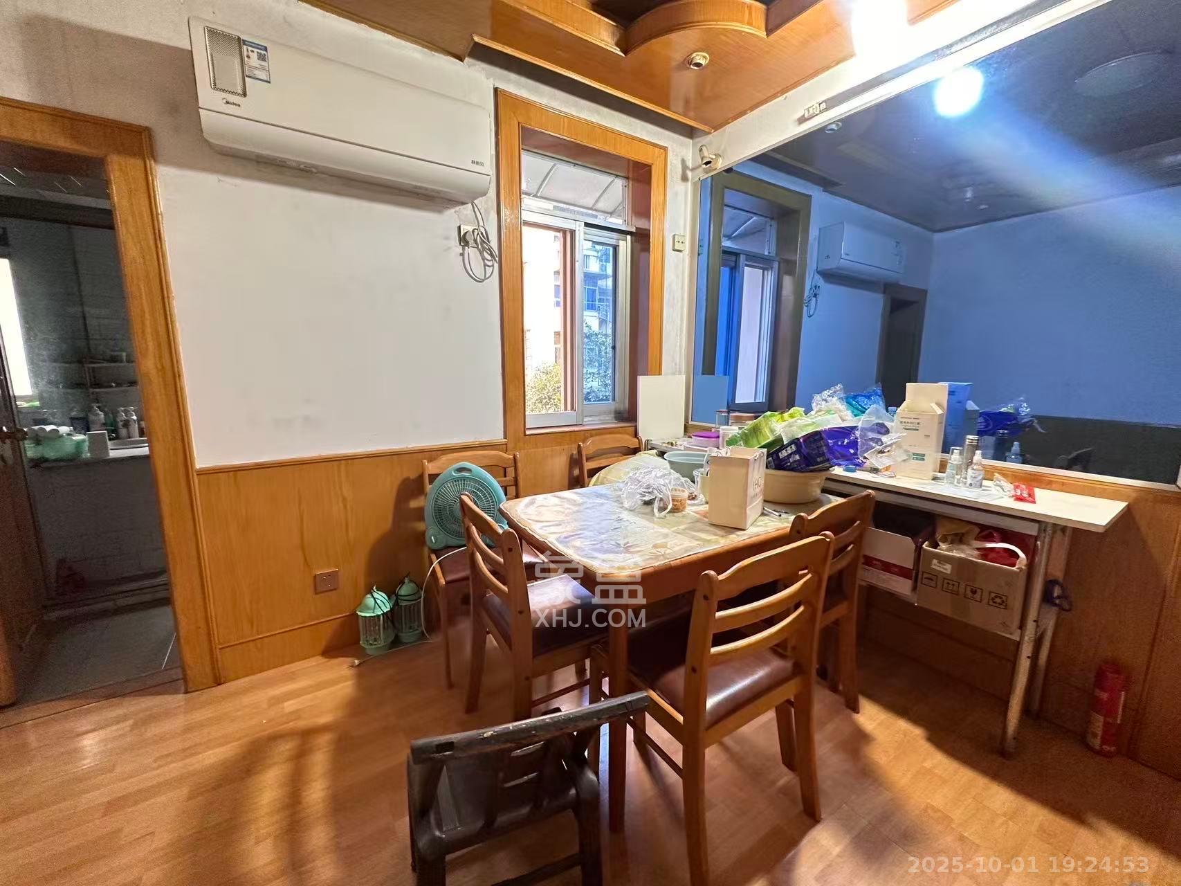 浦沅生活一区  2室1厅1卫   1700.00元/月室内图