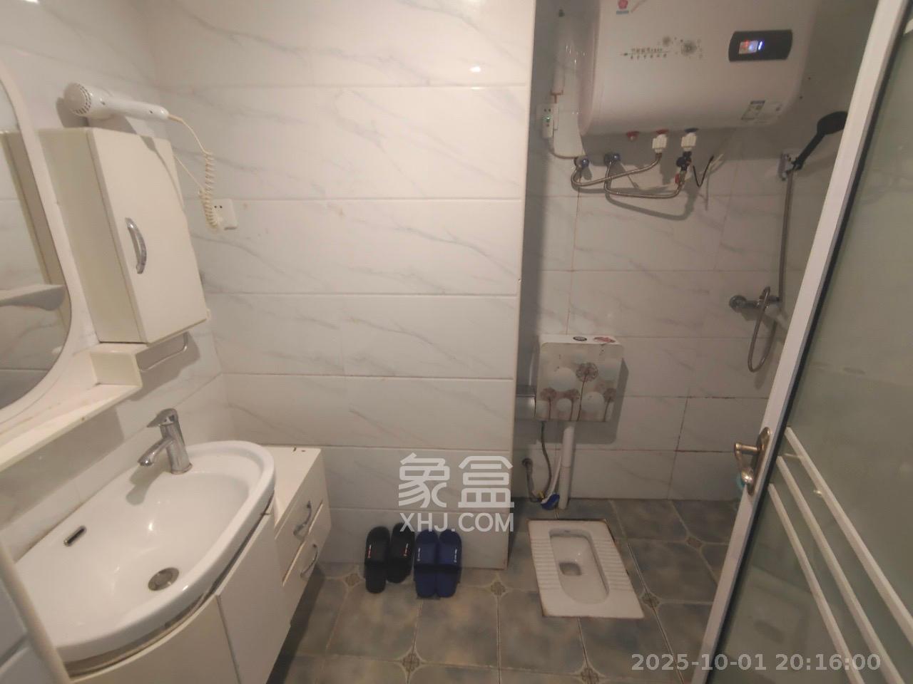 高升时代广场(冠铭商务中心) 1室1厅1卫 1200.00元/月 高升时代广场(冠铭商务中心) 1室1厅1卫 1200.00元/月室内图