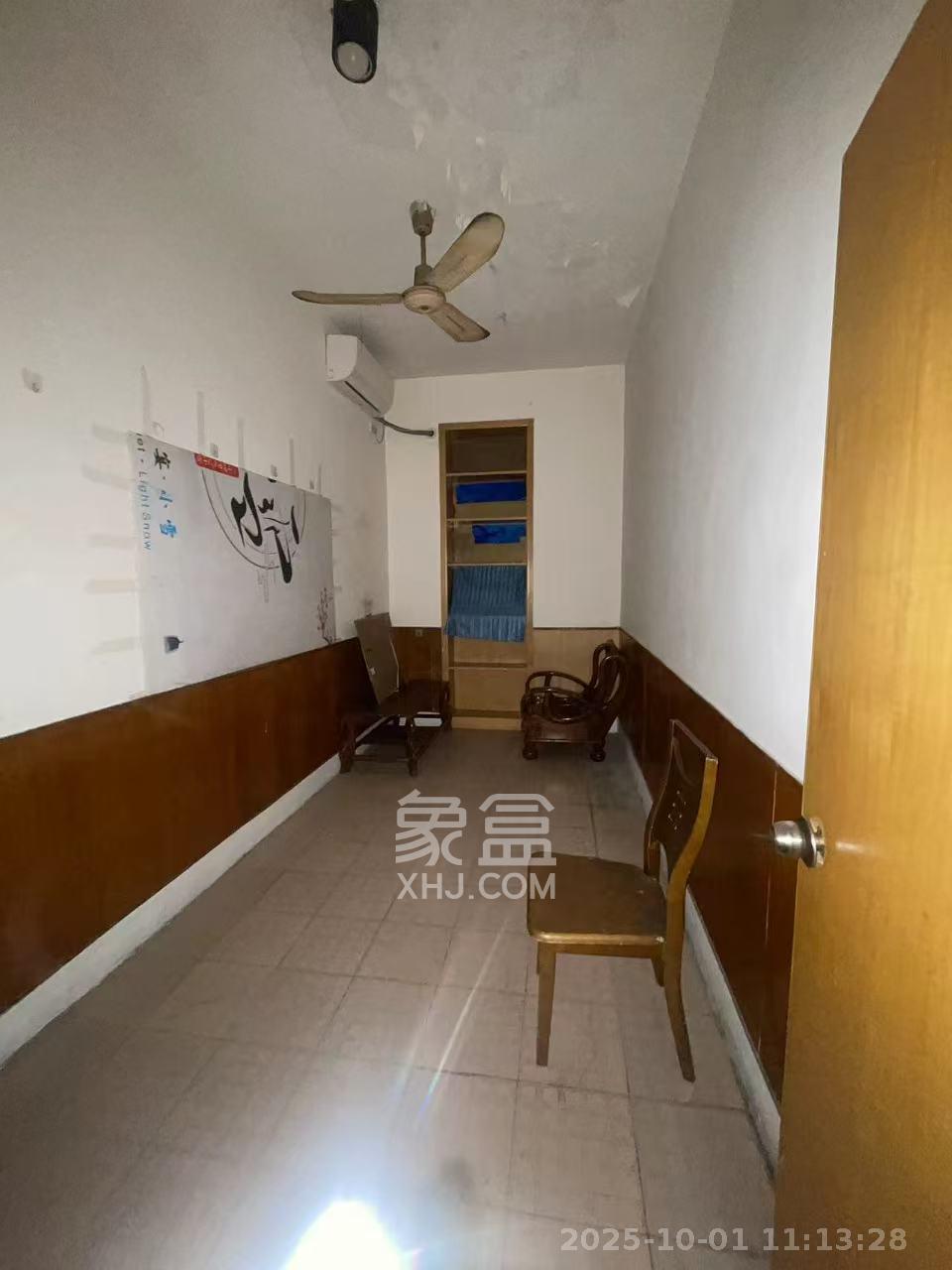 省商务厅宿舍  2室1厅1卫    1800.0元/月室内图