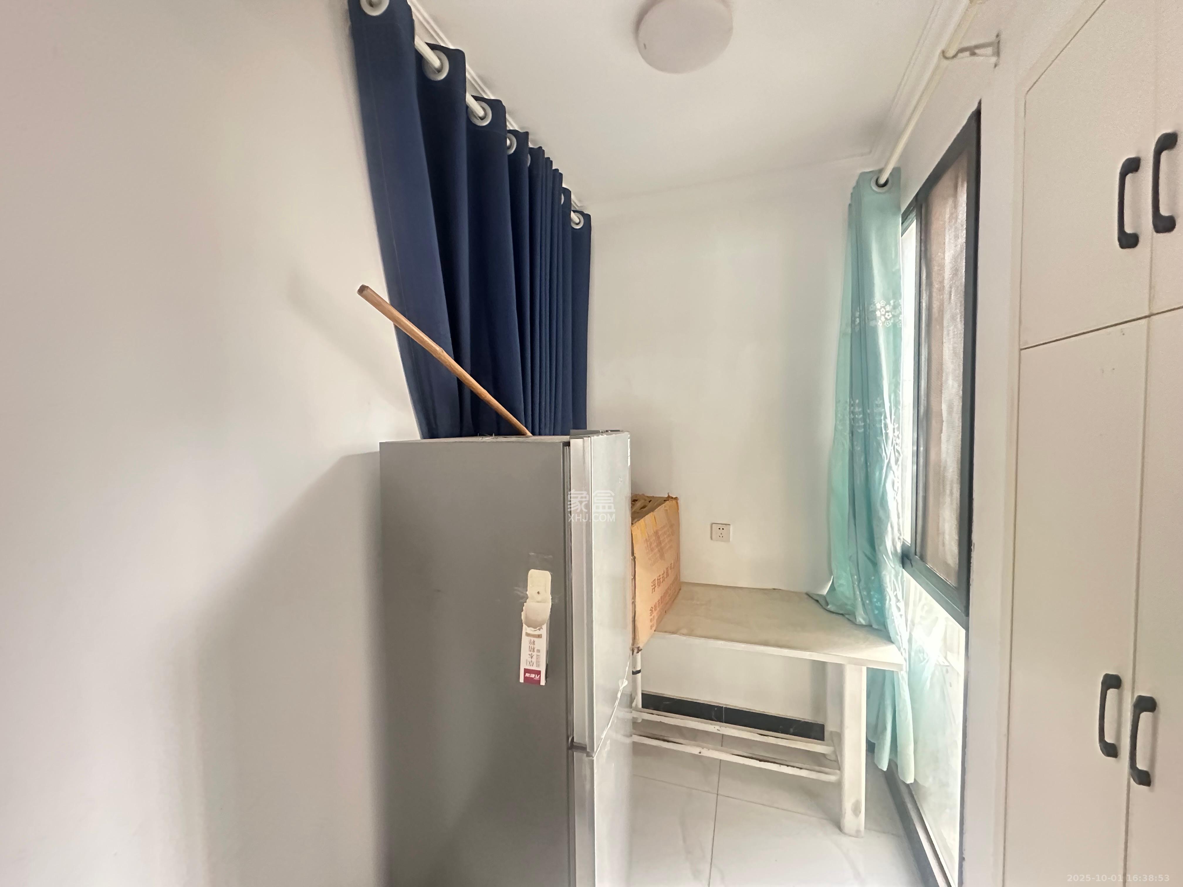 桥头家苑一期 3室2厅2卫 1900.0元/月 桥头家苑一期 3室2厅2卫 1900.0元/月室内图