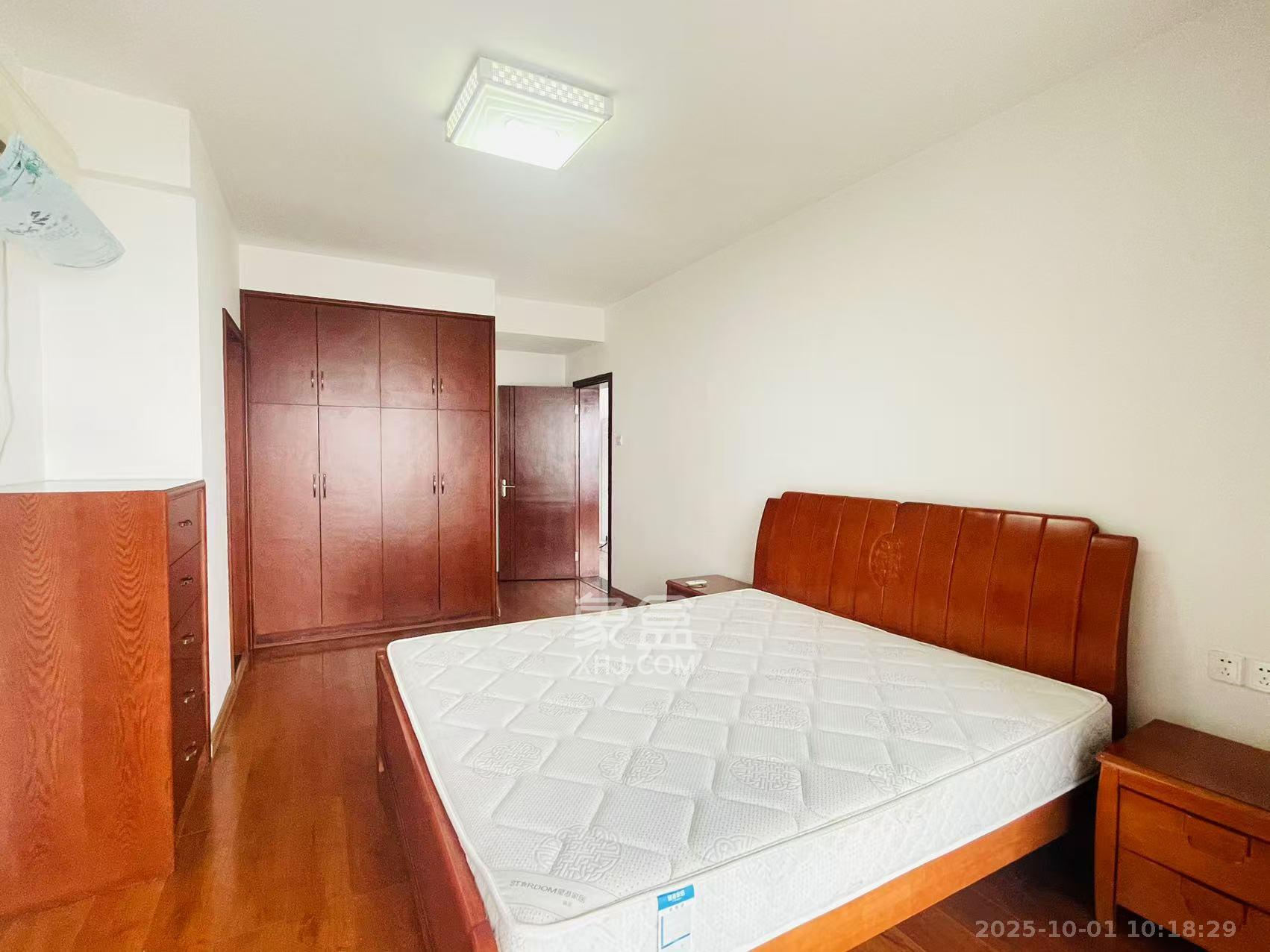 北辰三角洲E5区 3室2厅1卫 4000.0元/月 北辰三角洲E5区 3室2厅1卫 4000.0元/月室内图