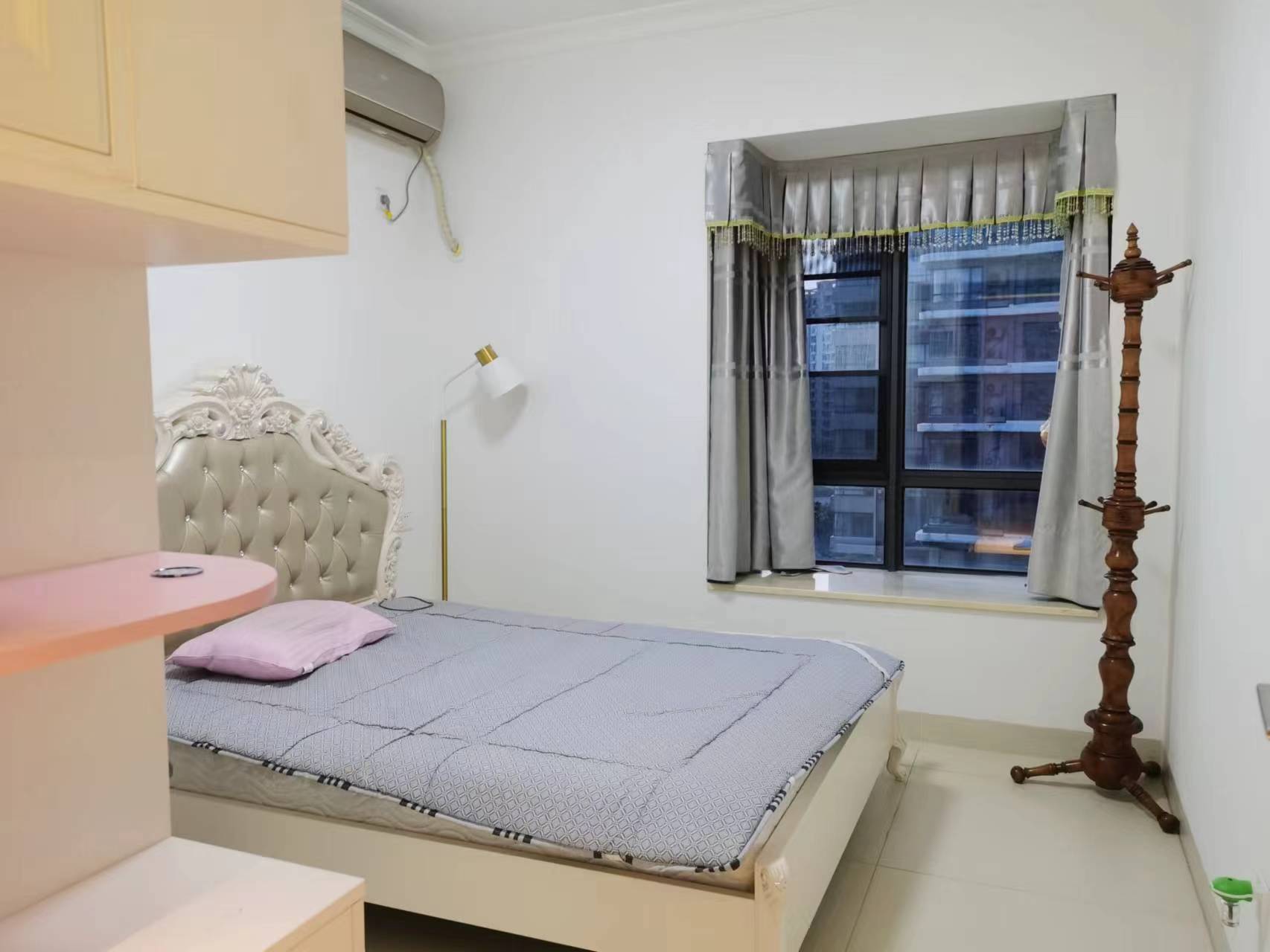 大华锦绣海岸一期 3室2厅1卫 4300.0元/月 大华锦绣海岸一期 3室2厅1卫 4300.0元/月室内图