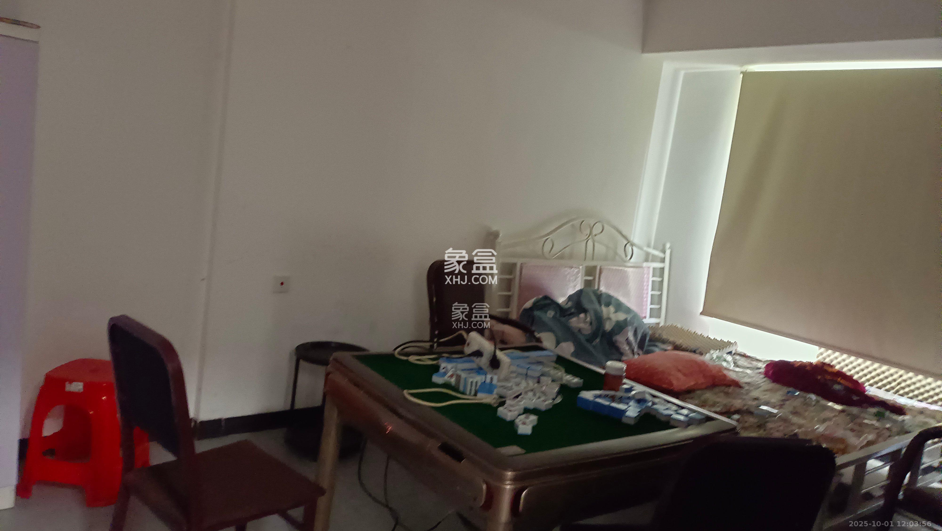 奥克斯缔壹城 4室2厅2卫 3000.0元/月 奥克斯缔壹城 4室2厅2卫 3000.0元/月室内图