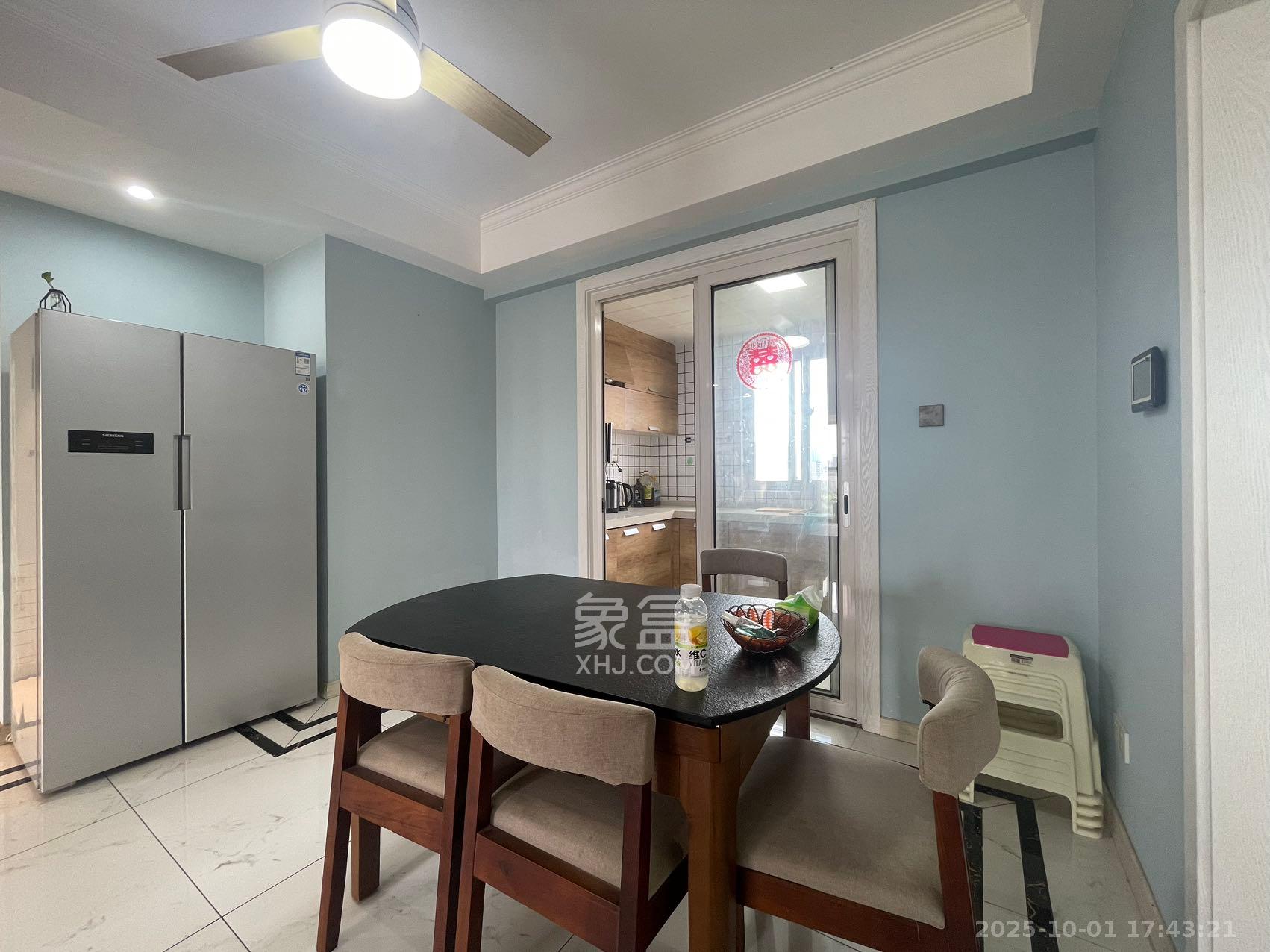 五矿沁园金城(春和景园) 3室2厅2卫 3000.0元/月 五矿沁园金城(春和景园) 3室2厅2卫 3000.0元/月室内图