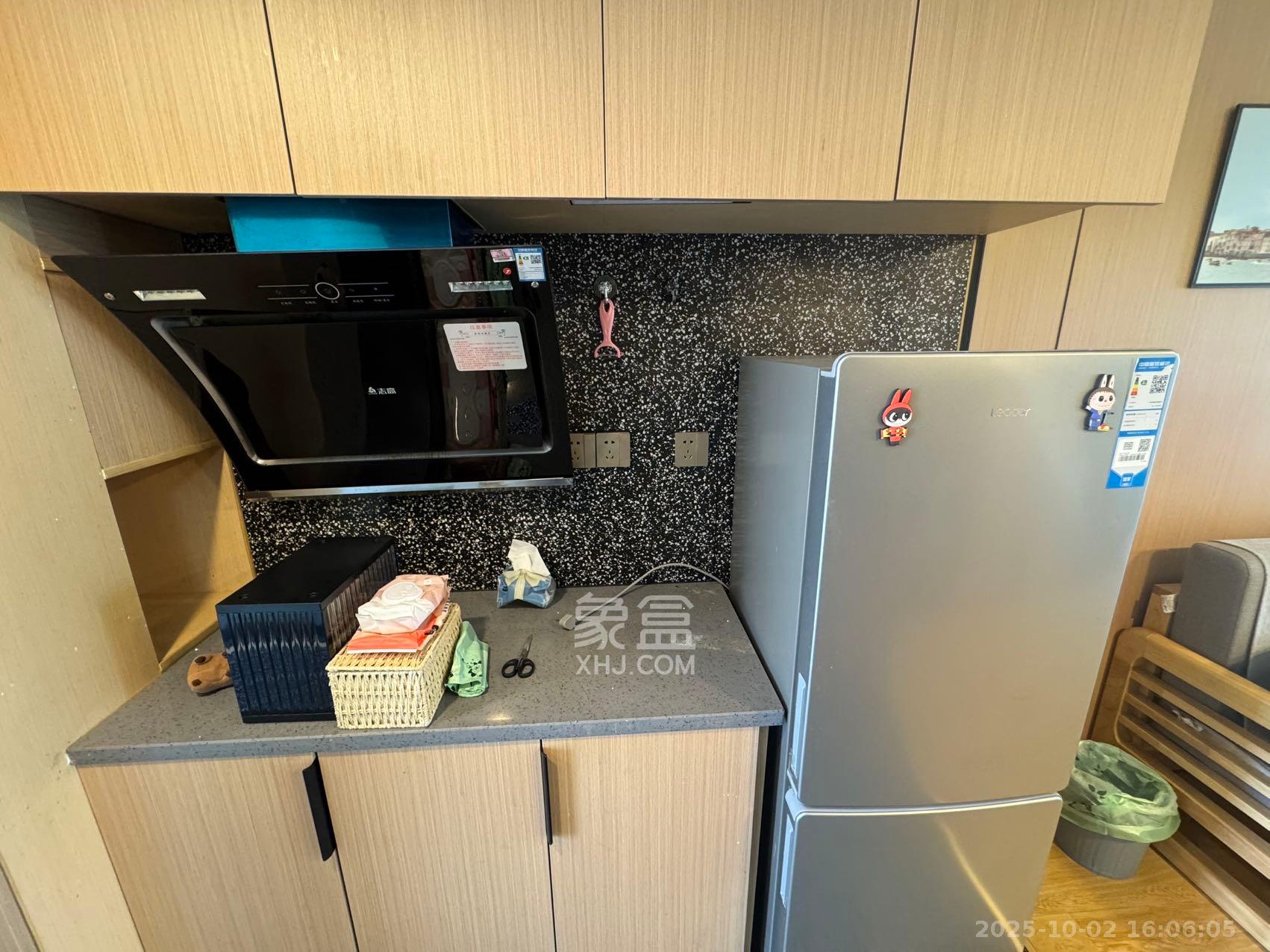 长房时代小镇  2室1厅1卫    2000.0元/月室内图