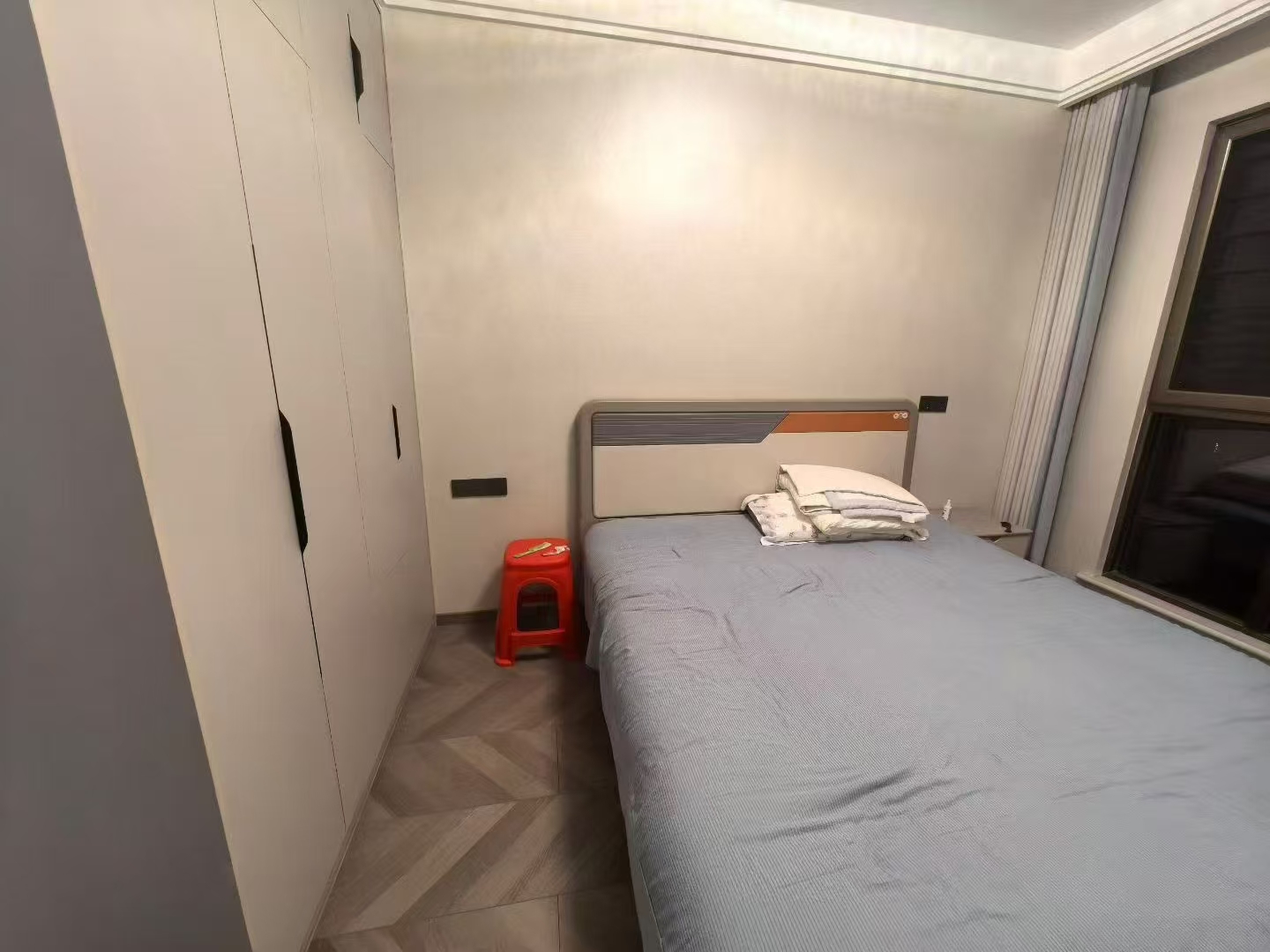 湘悦青春里  1室0厅0卫    106.8万客厅