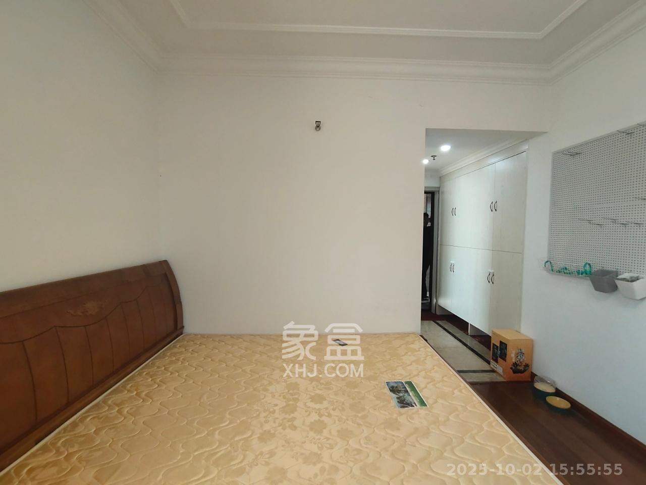 蓝湾国际广场 1室1厅1卫 1800.0元/月 蓝湾国际广场 1室1厅1卫 1800.0元/月室内图