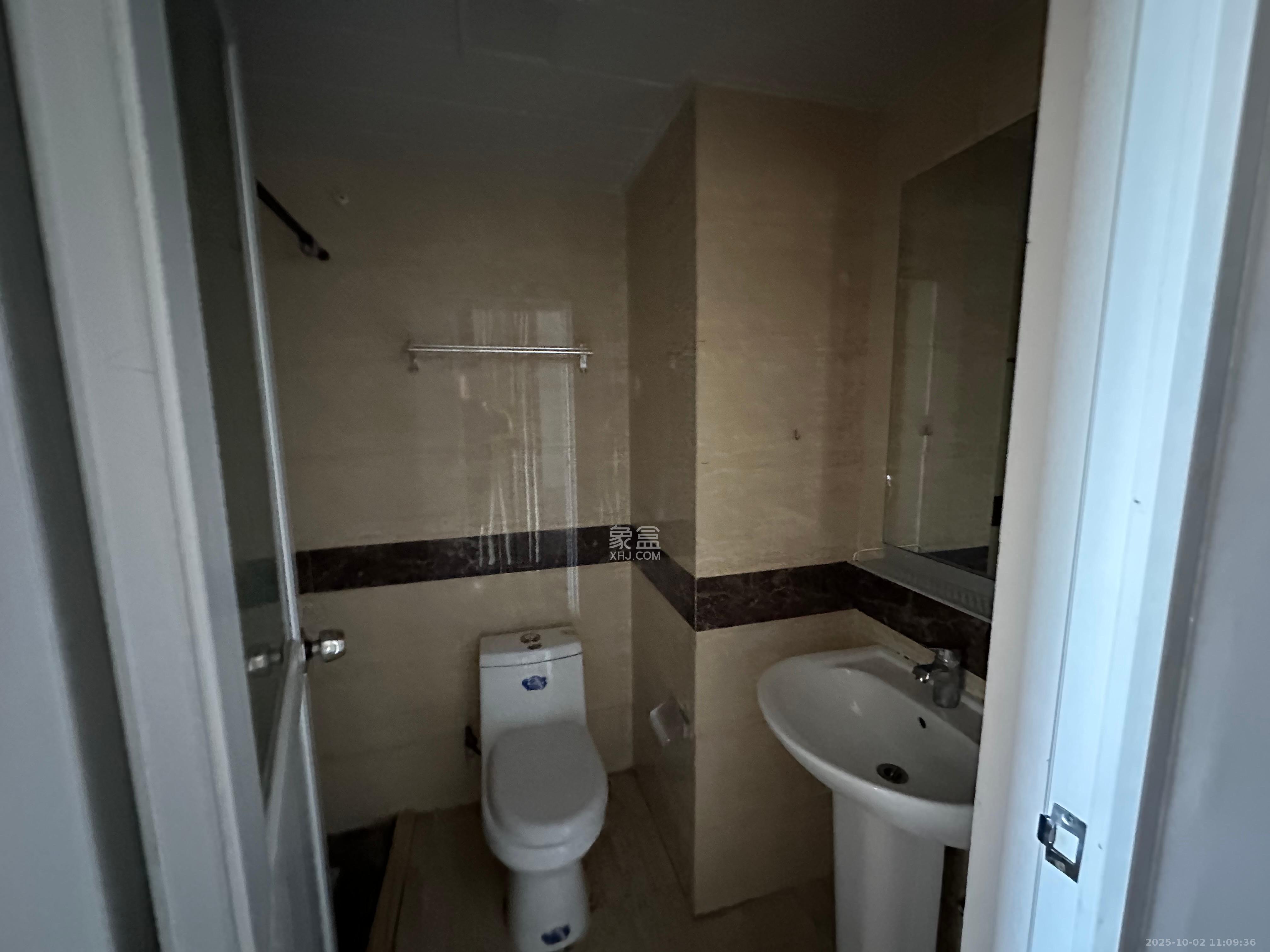 万科白鹭郡 1室1厅1卫 1300.0元/月 万科白鹭郡 1室1厅1卫 1300.0元/月室内图