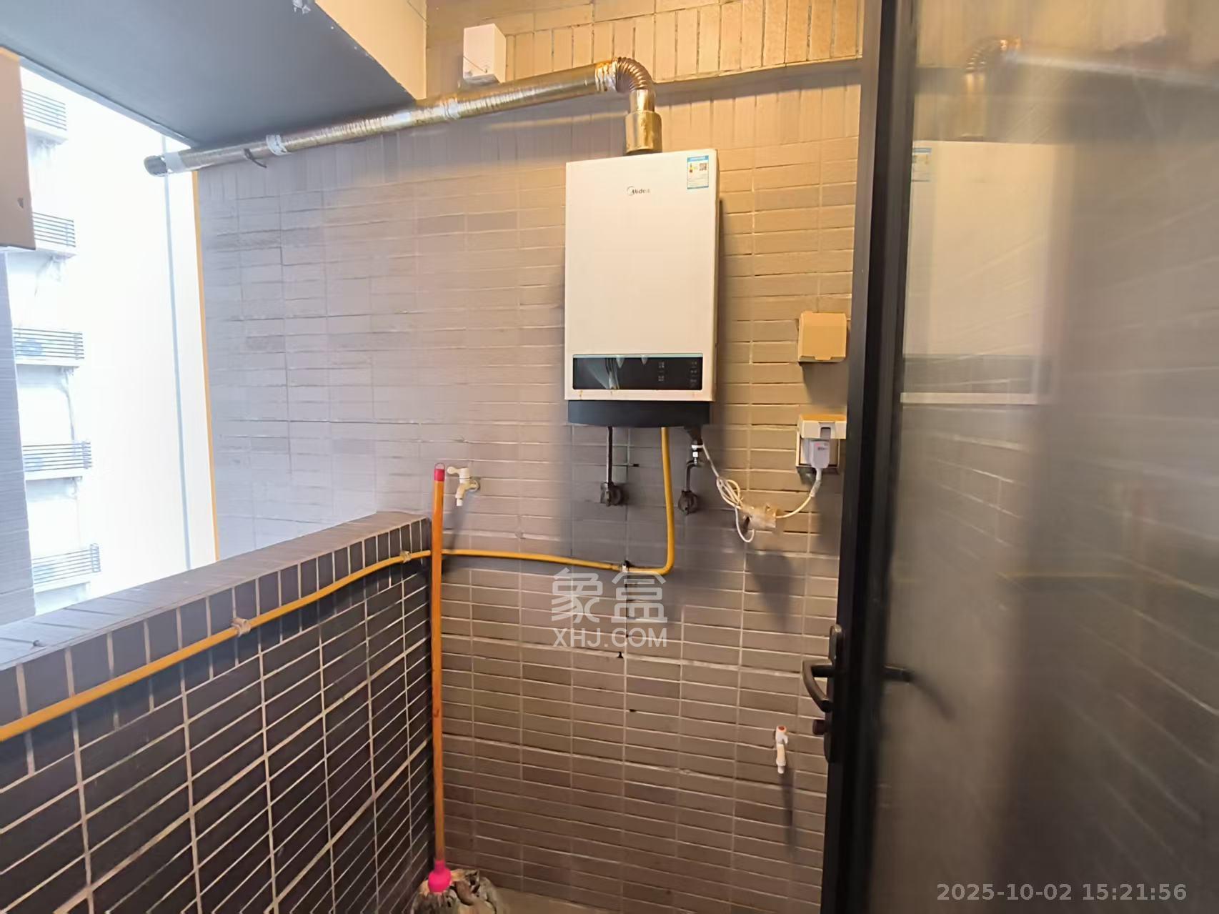 时代倾城三期 4室2厅2卫 2000.0元/月 时代倾城三期 4室2厅2卫 2000.0元/月室内图