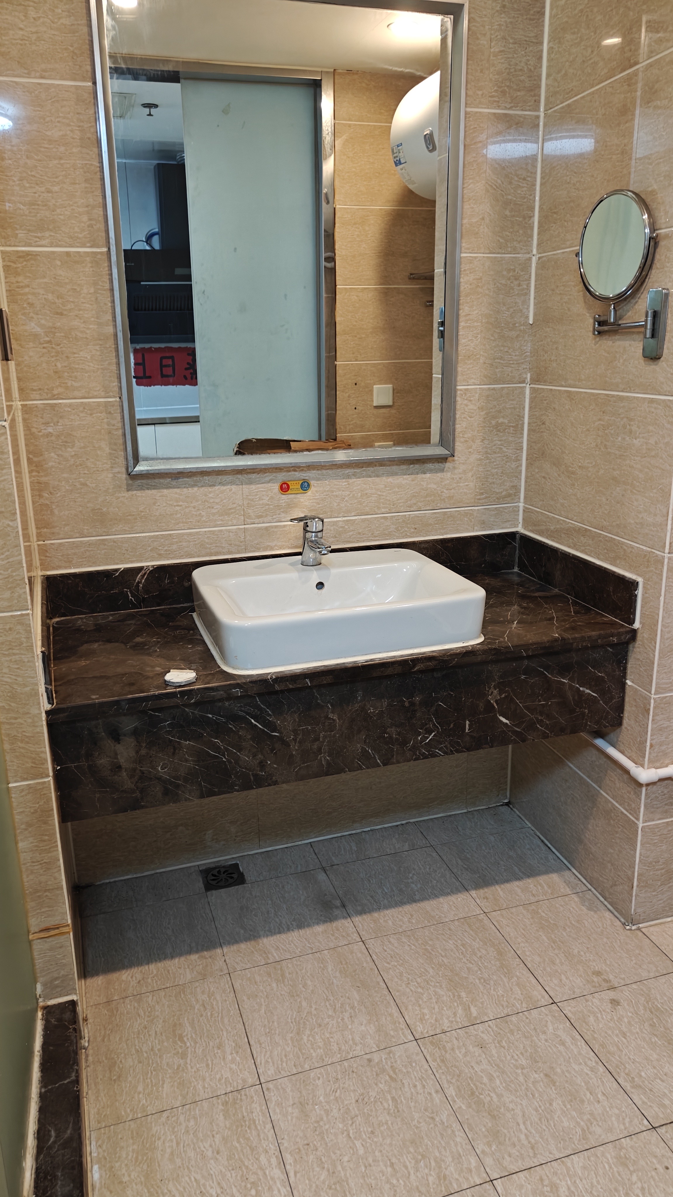 财智公馆大厦(瑞士国际酒店) 1室1厅1卫 1200.0元/月 财智公馆大厦(瑞士国际酒店) 1室1厅1卫 1200.0元/月室内图