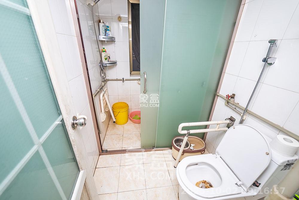 裕南大厦  3室2厅2卫   3000.00元/月室内图1