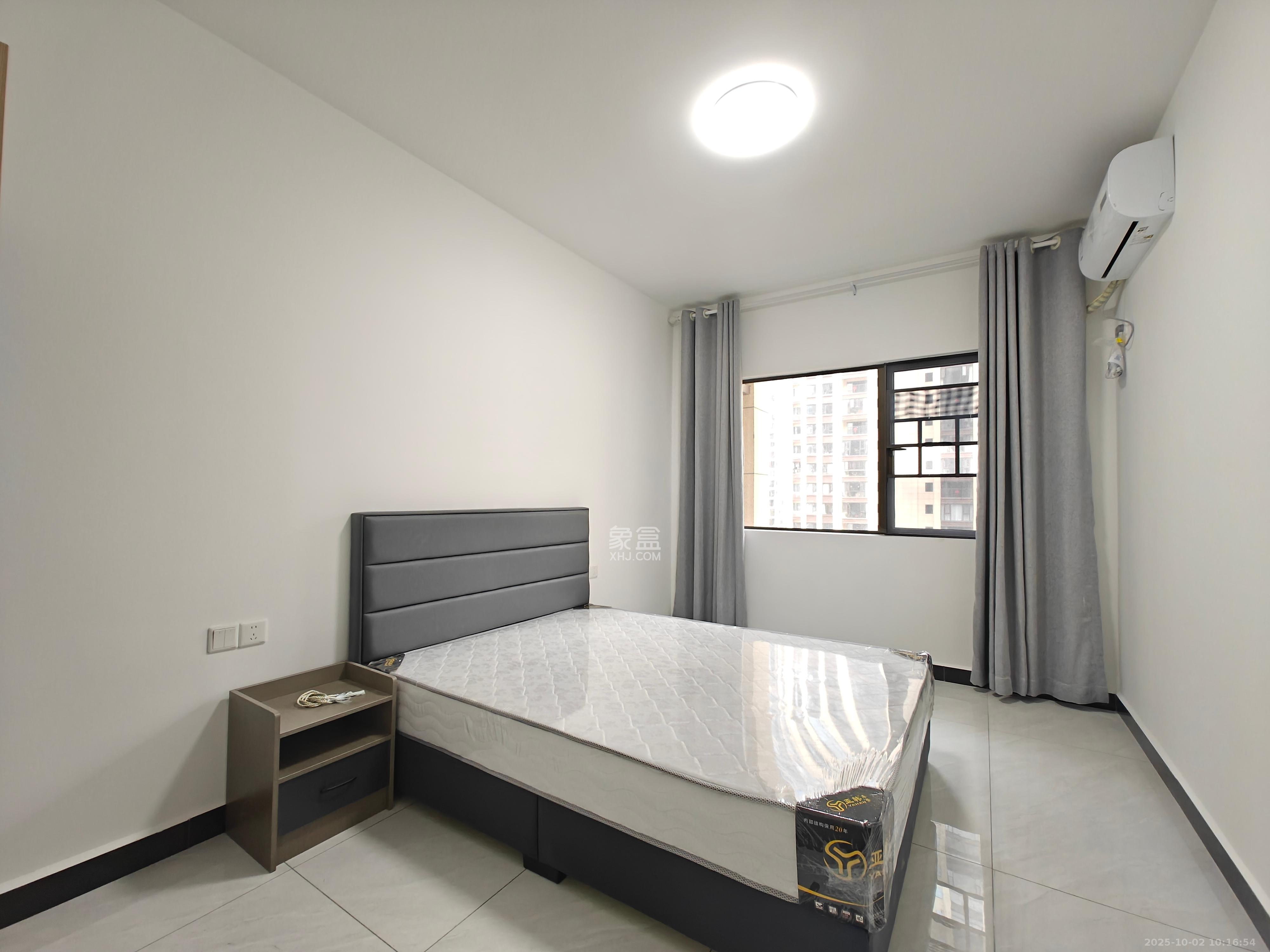 国欣向荣府 4室2厅2卫 3600.0元/月 国欣向荣府 4室2厅2卫 3600.0元/月室内图