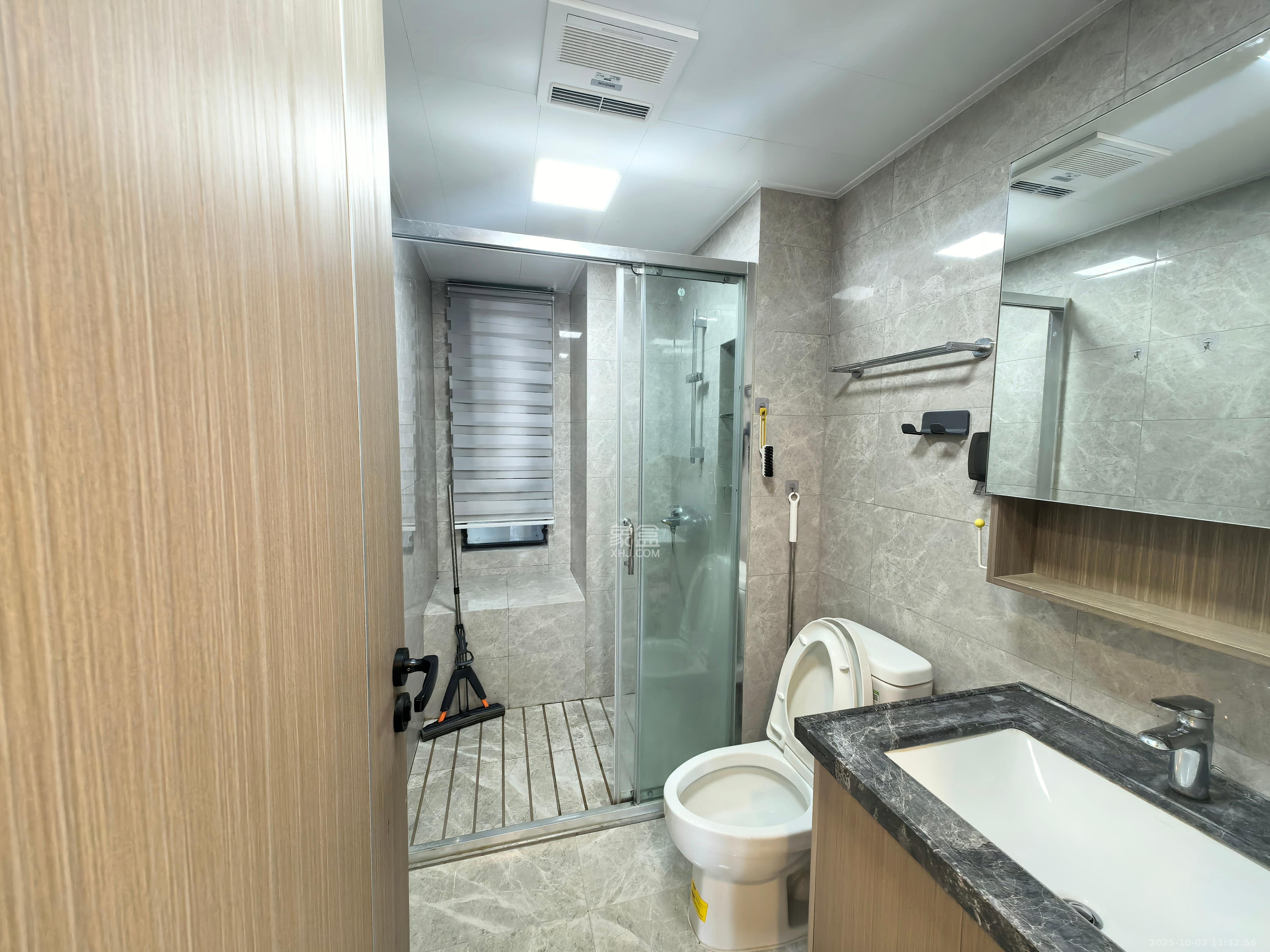 中海麓山境北区 3室2厅2卫 2700.0元/月 中海麓山境北区 3室2厅2卫 2700.0元/月室内图