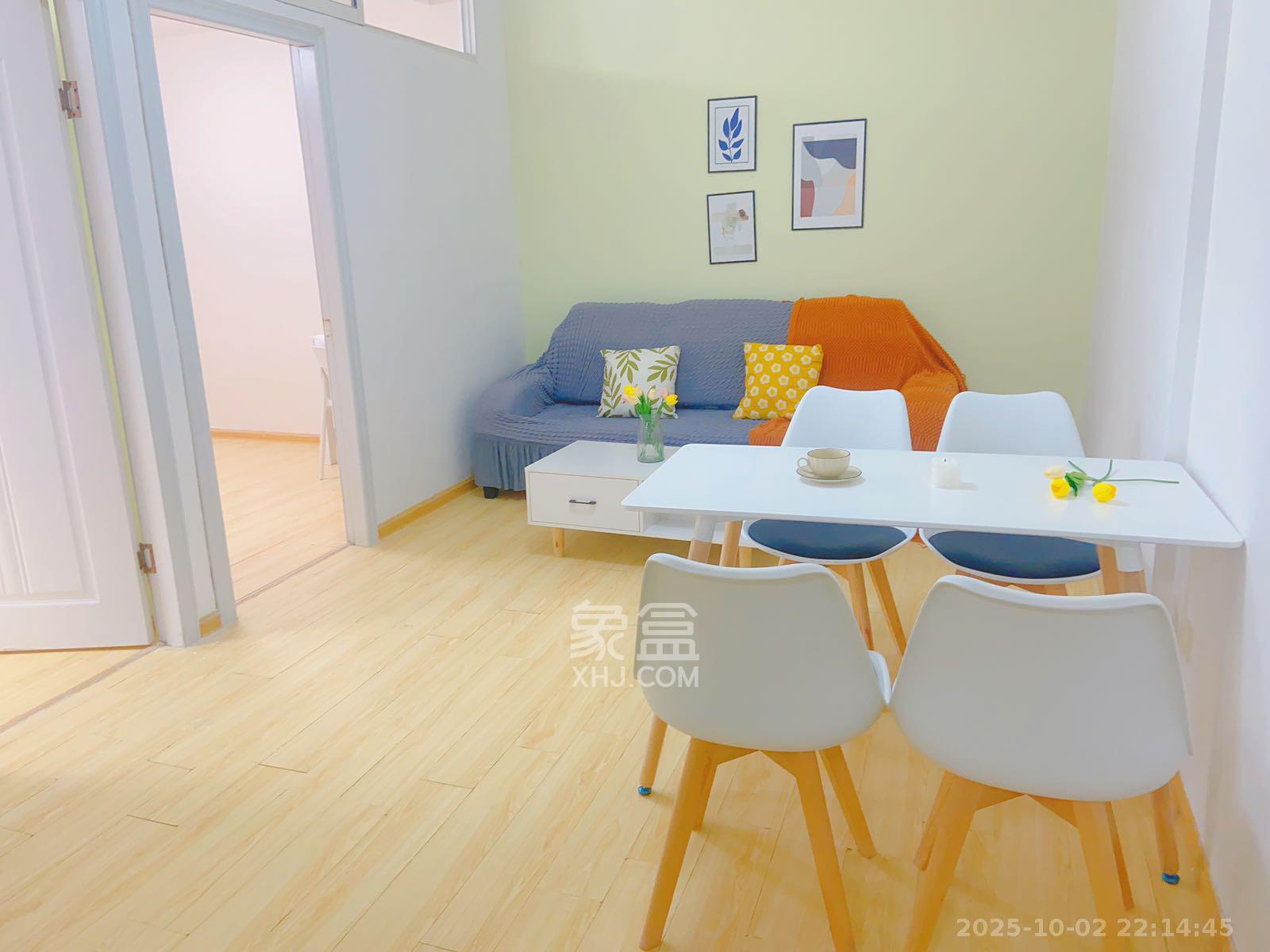 摩天一号 1室1厅1卫 2300.0元/月 摩天一号 1室1厅1卫 2300.0元/月室内图