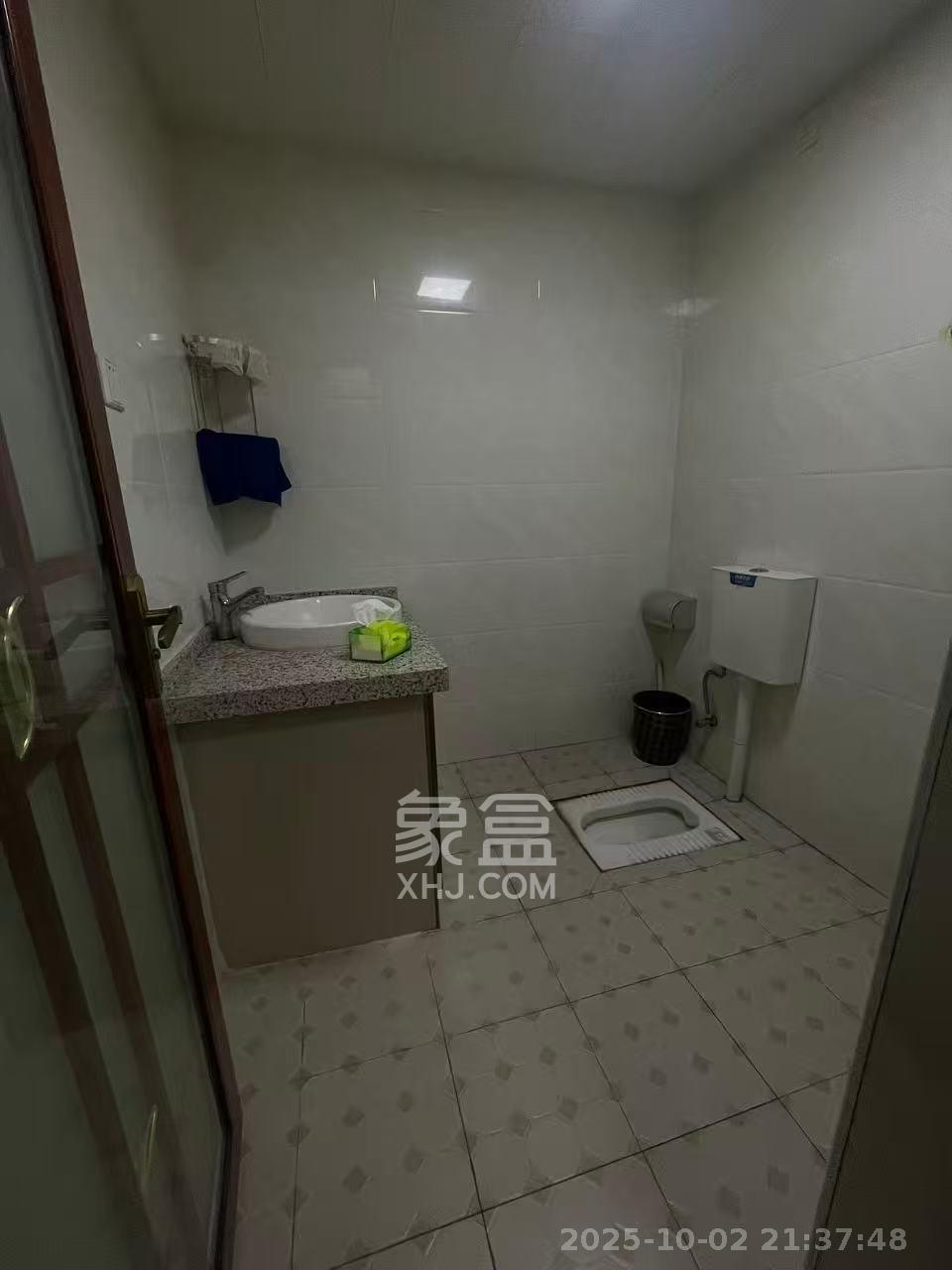 MOMA当代广场 1室1厅1卫 4300.0元/月 MOMA当代广场 1室1厅1卫 4300.0元/月室内图