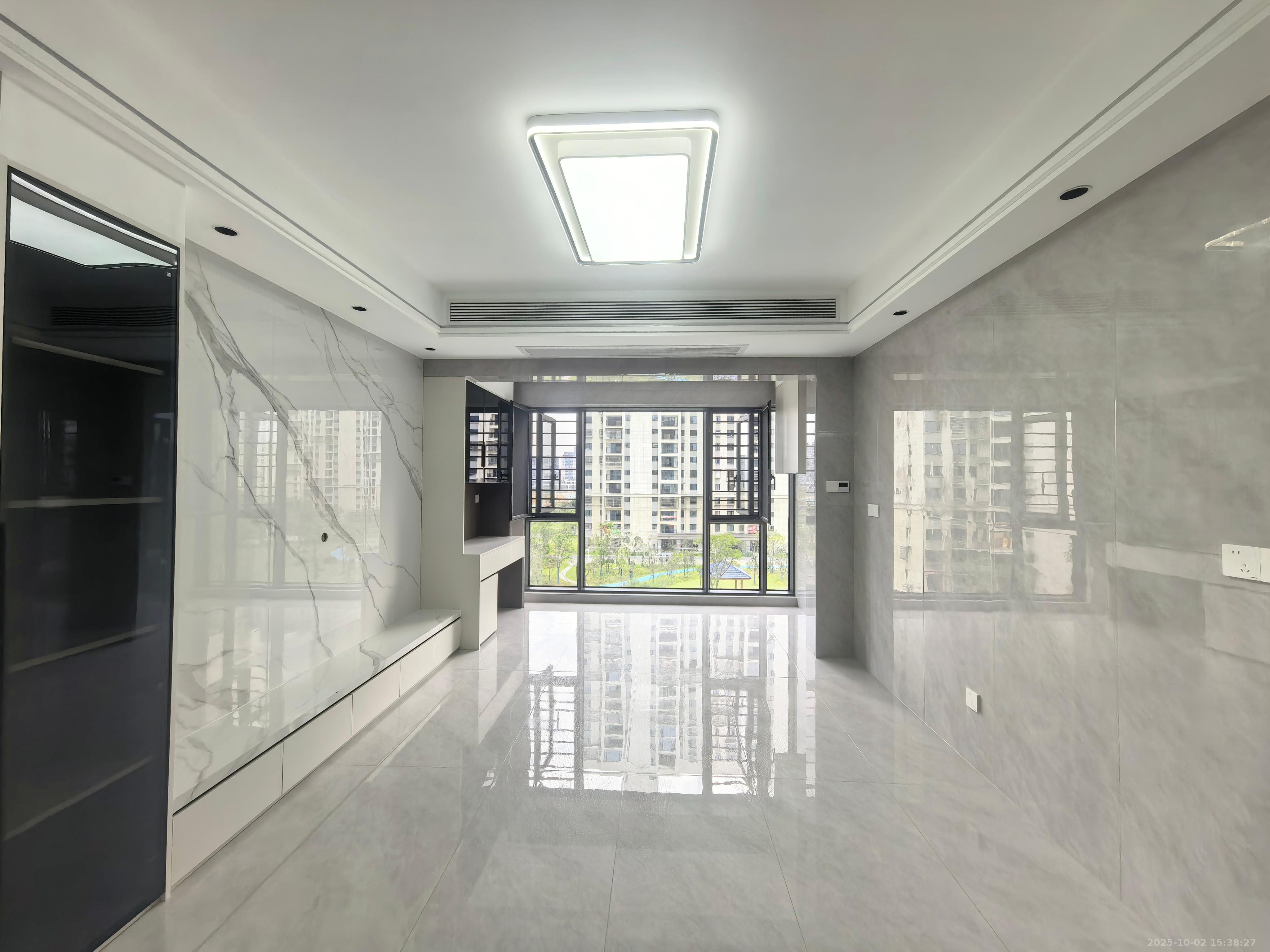 和景家园二期 2室2厅1卫 2100.0元/月 和景家园二期 2室2厅1卫 2100.0元/月室内图