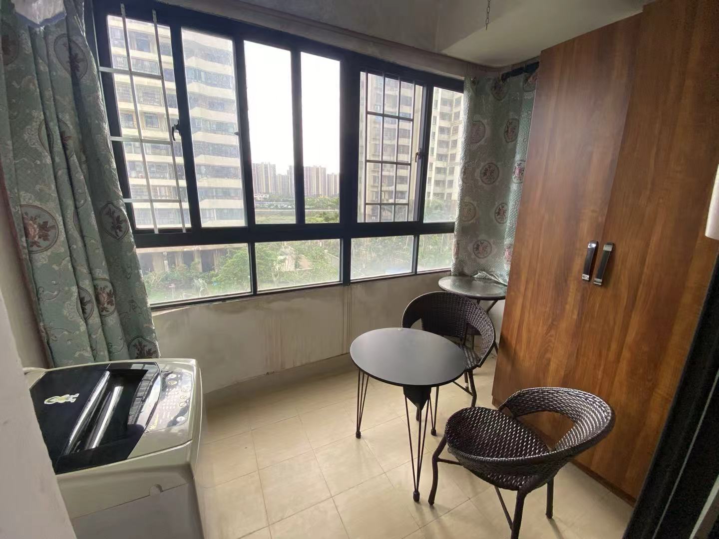 新城吾悦广场 1室1厅1卫 1600.0元/月 新城吾悦广场 1室1厅1卫 1600.0元/月室内图