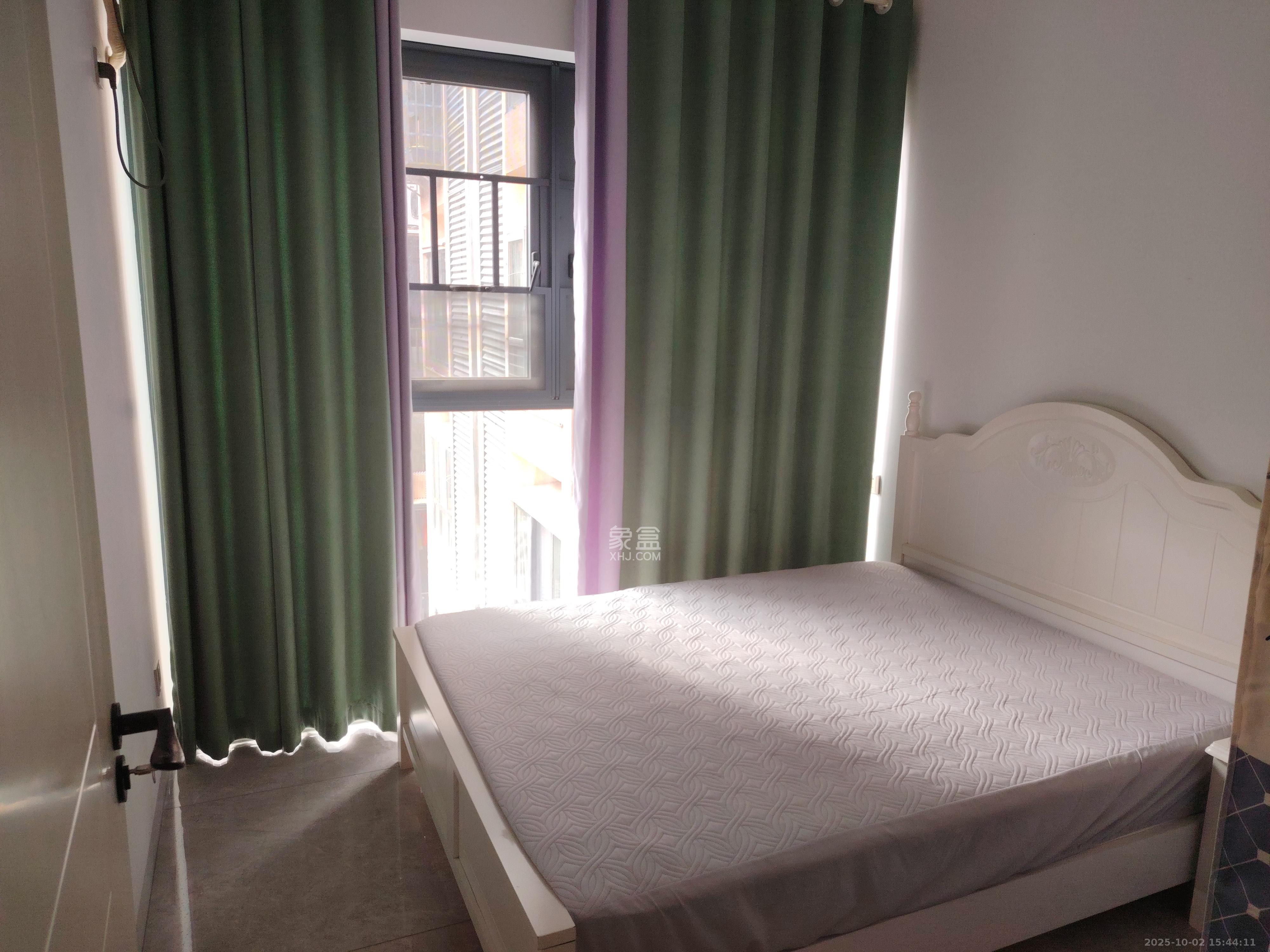 湘府十城(汇财御景湾新寓,汇财国际)  3室2厅2卫    2700.0元/月 湘府十城(汇财御景湾新寓,汇财国际)  3室2厅2卫    2700.0元/月室内图