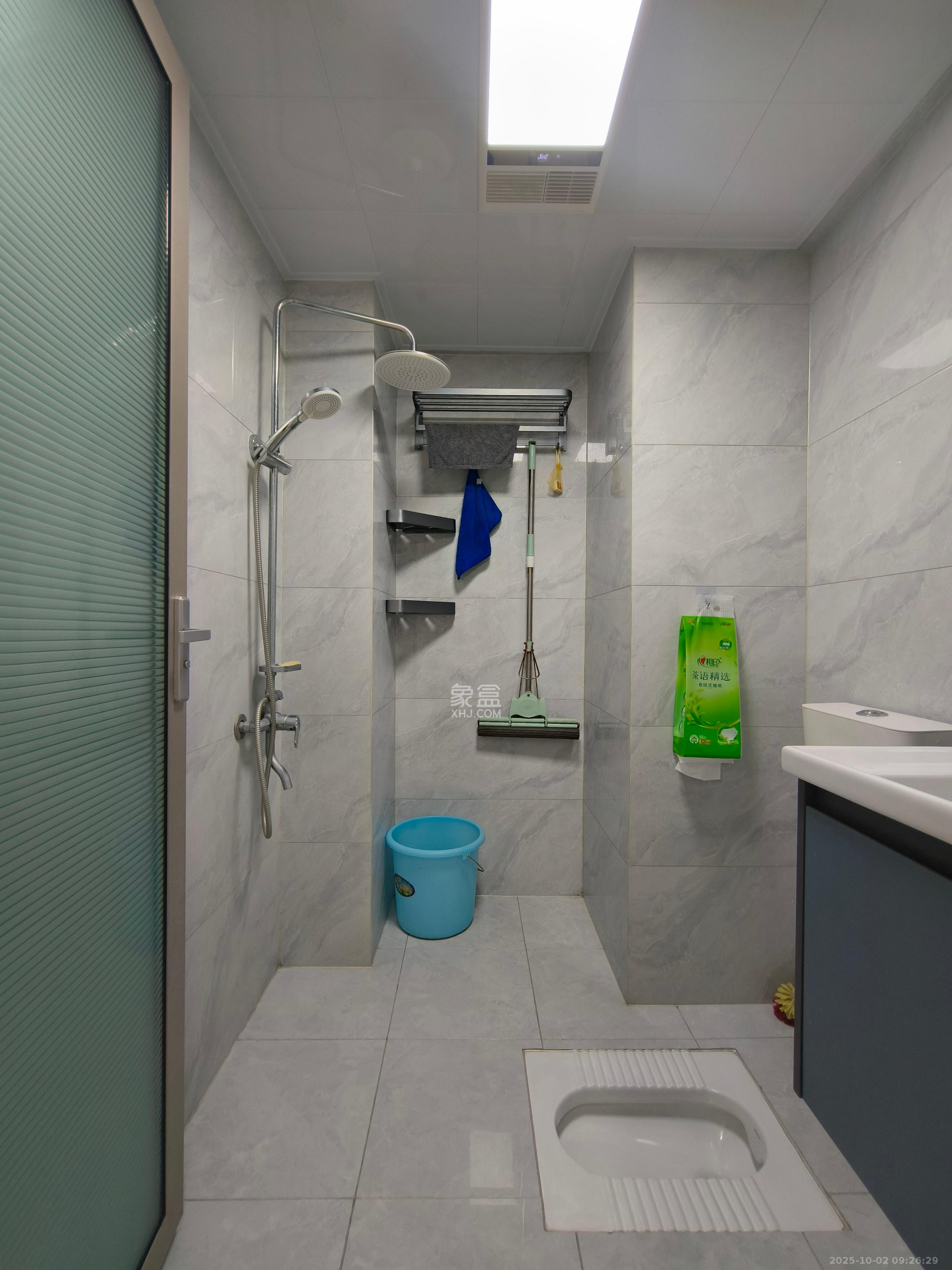 国泰九龙湾  1室1厅1卫    1600.0元/月 国泰九龙湾  1室1厅1卫    1600.0元/月室内图