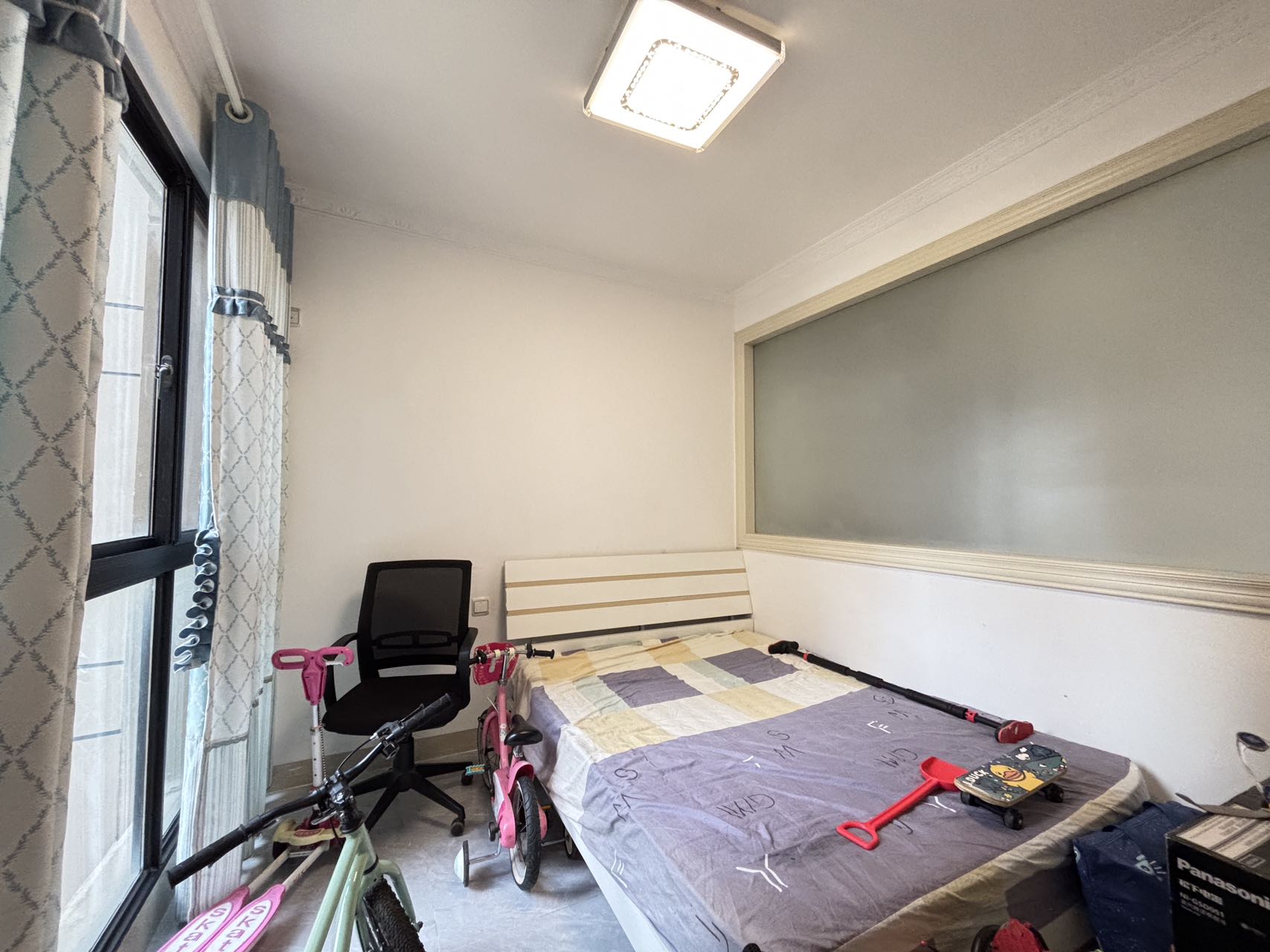 西海瑞园 2室2厅1卫 110.0万 西海瑞园 2室2厅1卫 110.0万室内图