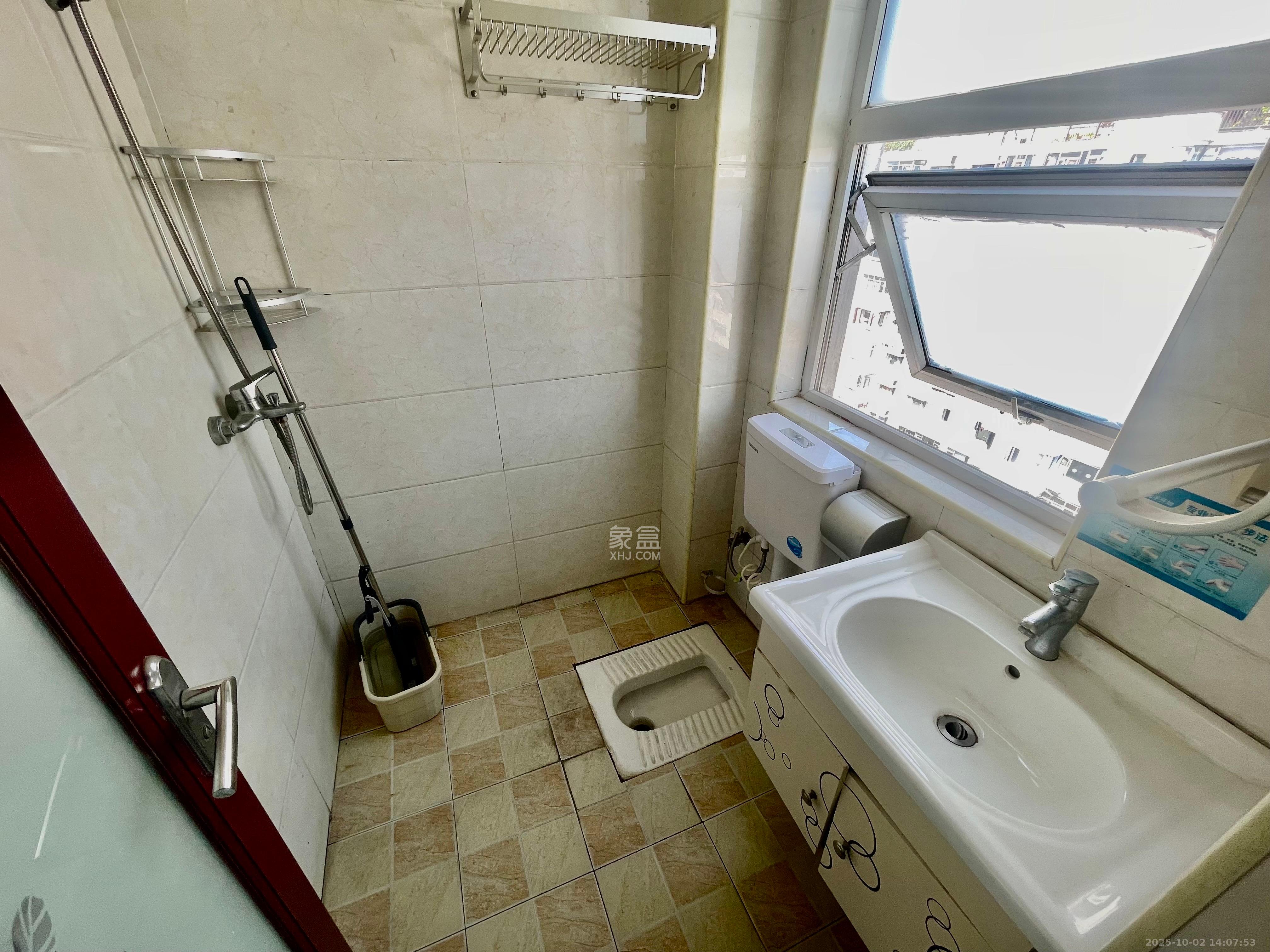 麓阳和景雅苑 6室2厅3卫 4800.0元/月 麓阳和景雅苑 6室2厅3卫 4800.0元/月室内图