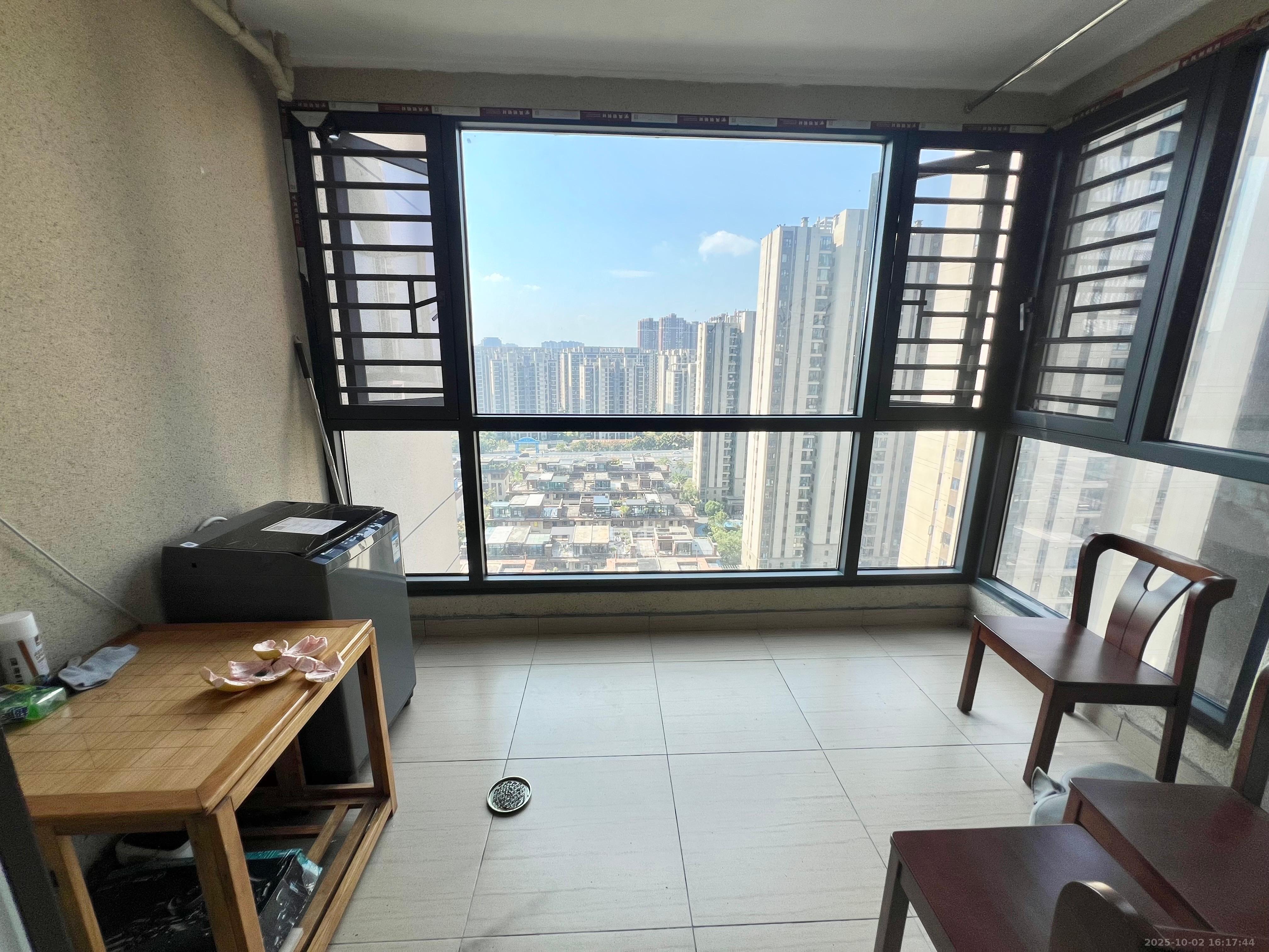 碧桂园翘楚棠 3室2厅2卫 3000.0元/月 碧桂园翘楚棠 3室2厅2卫 3000.0元/月室内图