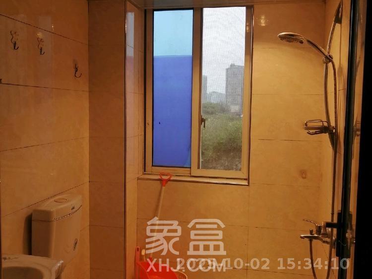 福满新城(新天安置小区) 2室1厅1卫 1700.0元/月 福满新城(新天安置小区) 2室1厅1卫 1700.0元/月室内图