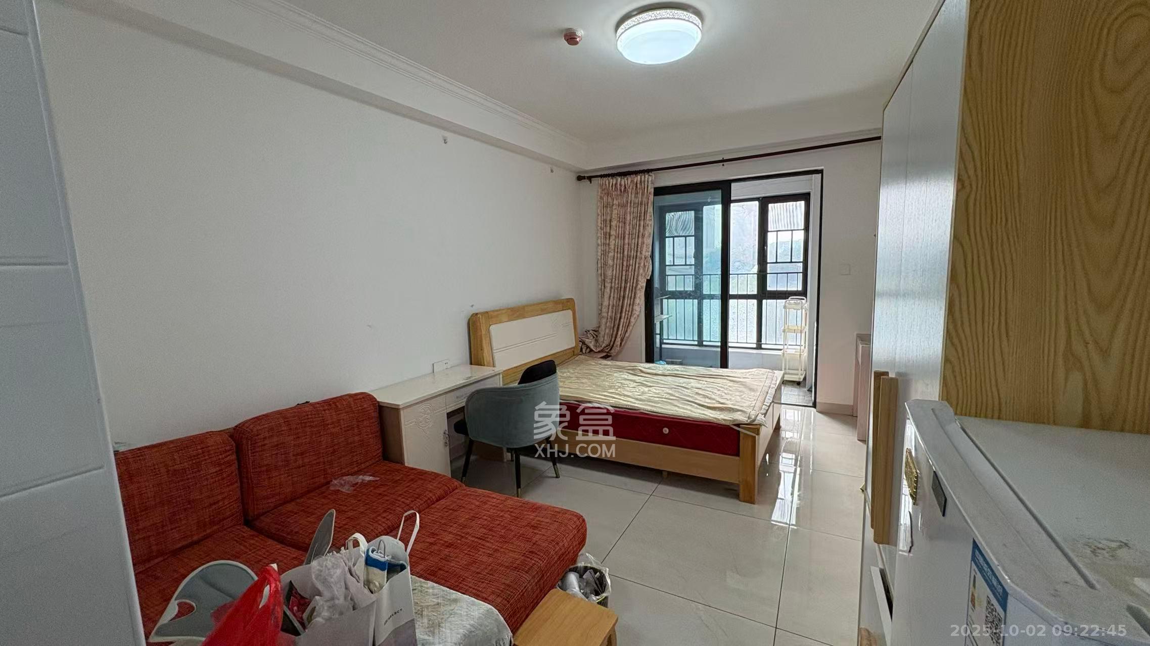 中海新城熙岸(中信新城五期)  1室1厅1卫    1200.0元/月 中海新城熙岸(中信新城五期)  1室1厅1卫    1200.0元/月