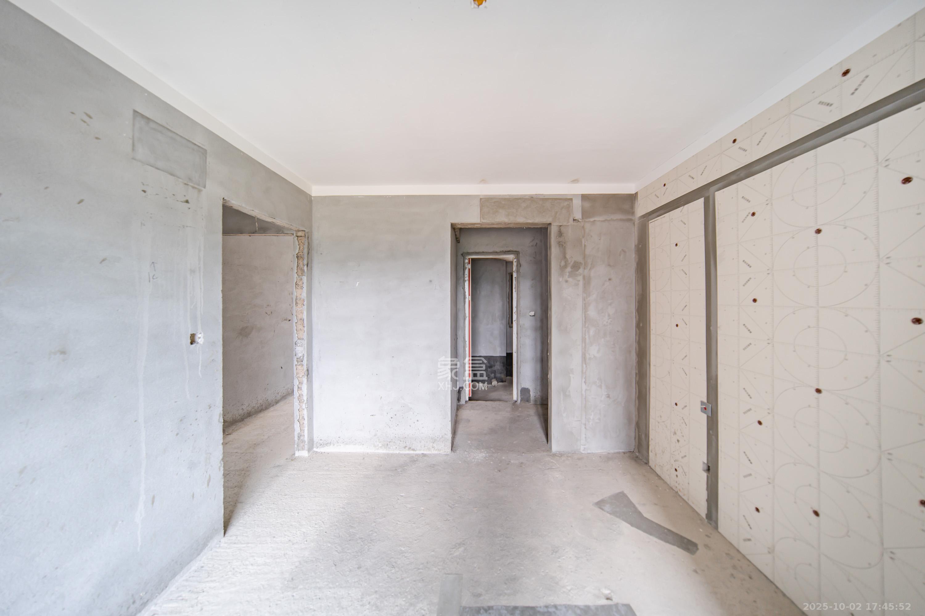 梦想滨江左岸 3室2厅2卫 73.0万 梦想滨江左岸 3室2厅2卫 73.0万卧室