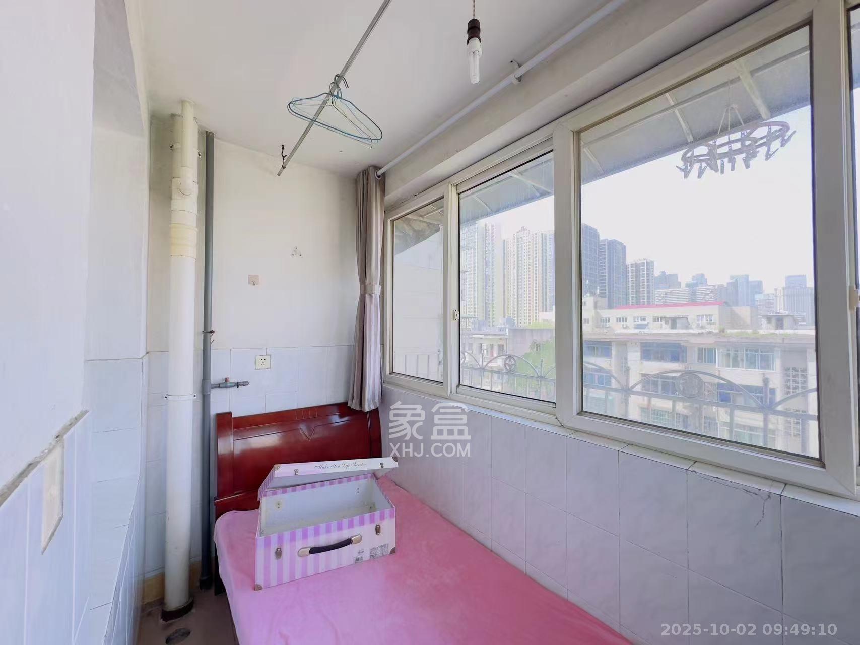 富康小区(富康花园) 1室1厅1卫 1000.0元/月 富康小区(富康花园) 1室1厅1卫 1000.0元/月室内图