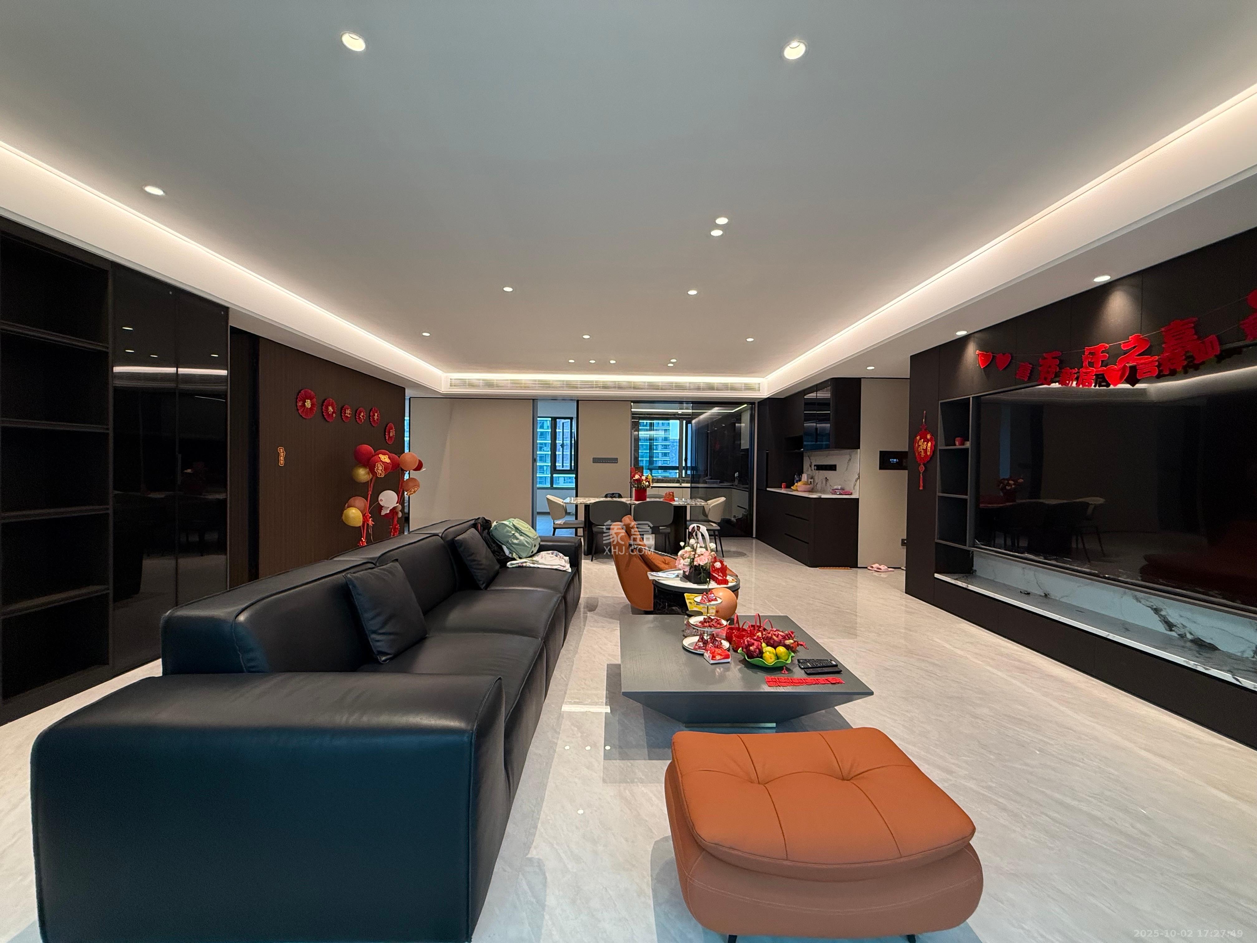 招商蛇口滨江境 4室2厅2卫 12000.0元/月 招商蛇口滨江境 4室2厅2卫 12000.0元/月室内图