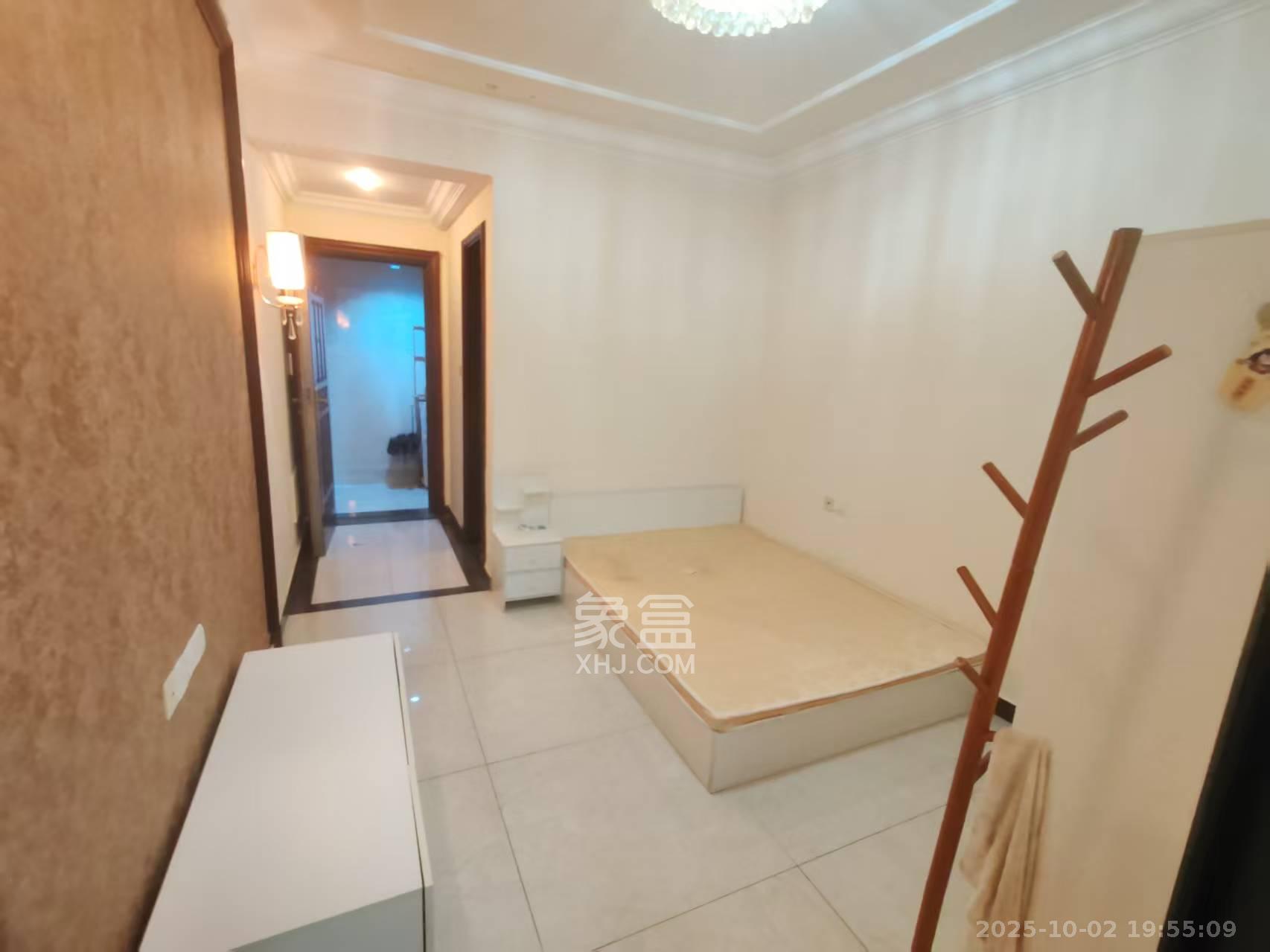 恒大翡翠华庭 1室1厅1卫 1100.0元/月 恒大翡翠华庭 1室1厅1卫 1100.0元/月室内图