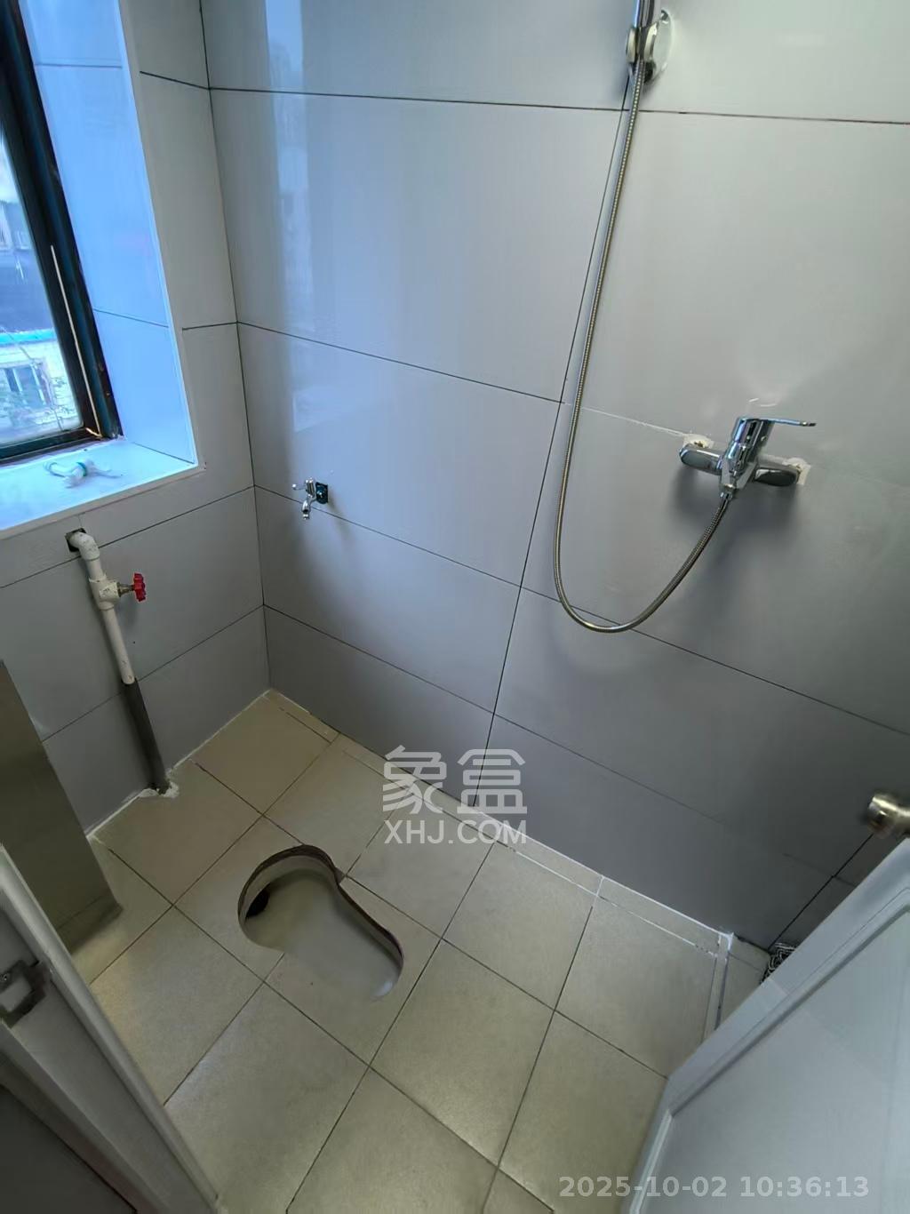 向韶村 2室1厅1卫 2000.00元/月 向韶村 2室1厅1卫 2000.00元/月室内图