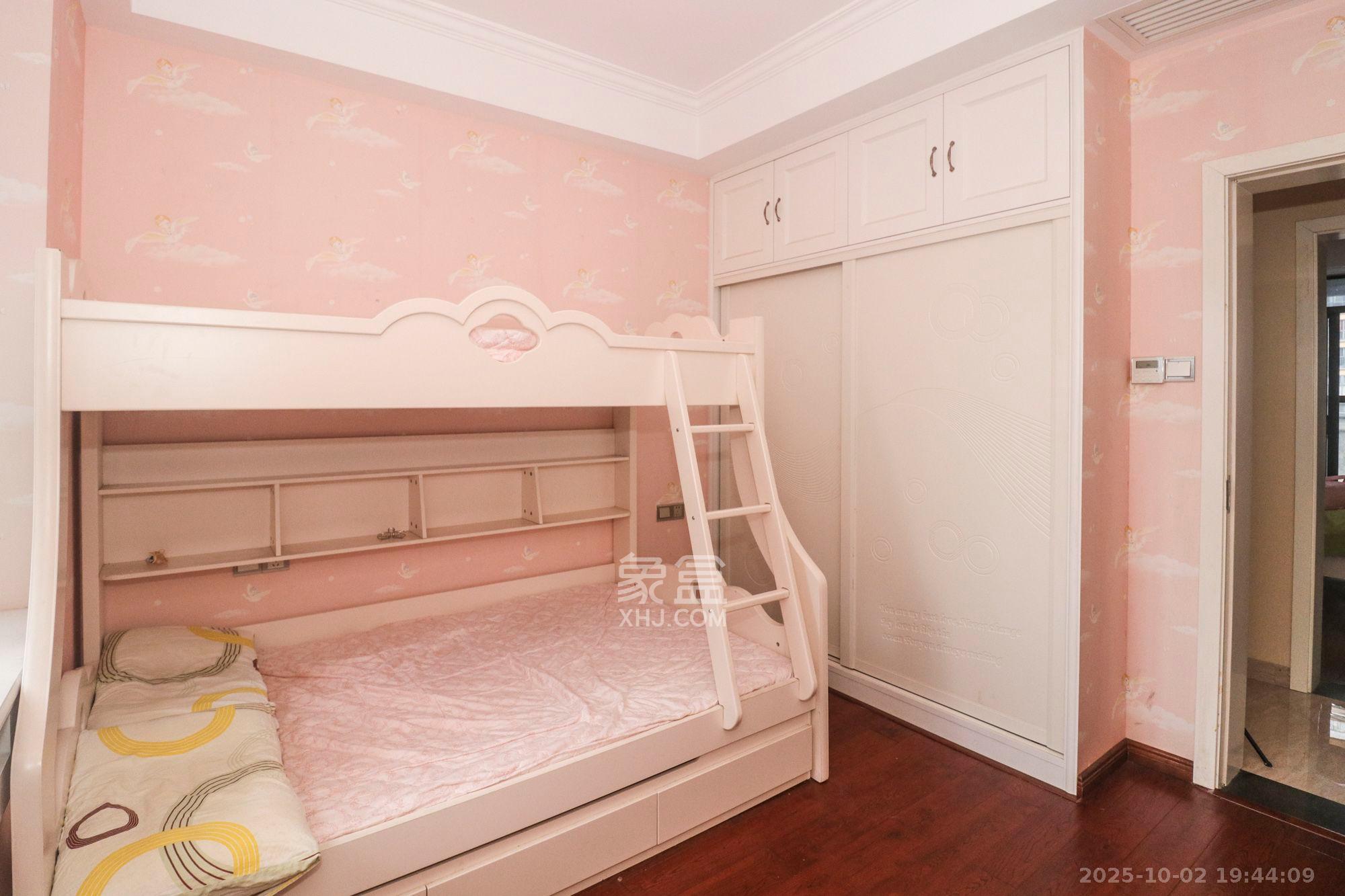 永祺西京 4室2厅1卫 3800.0元/月 永祺西京 4室2厅1卫 3800.0元/月室内图