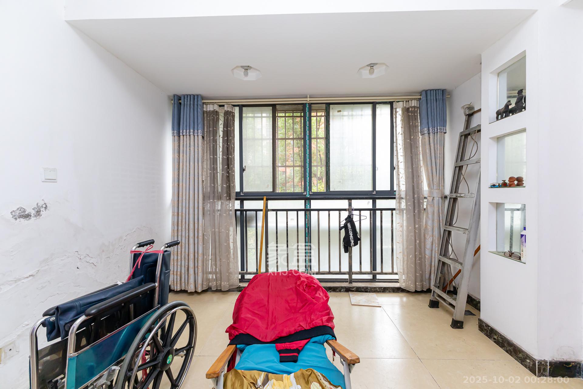 浩龙音乐界  2室2厅2卫    49.0万阳台