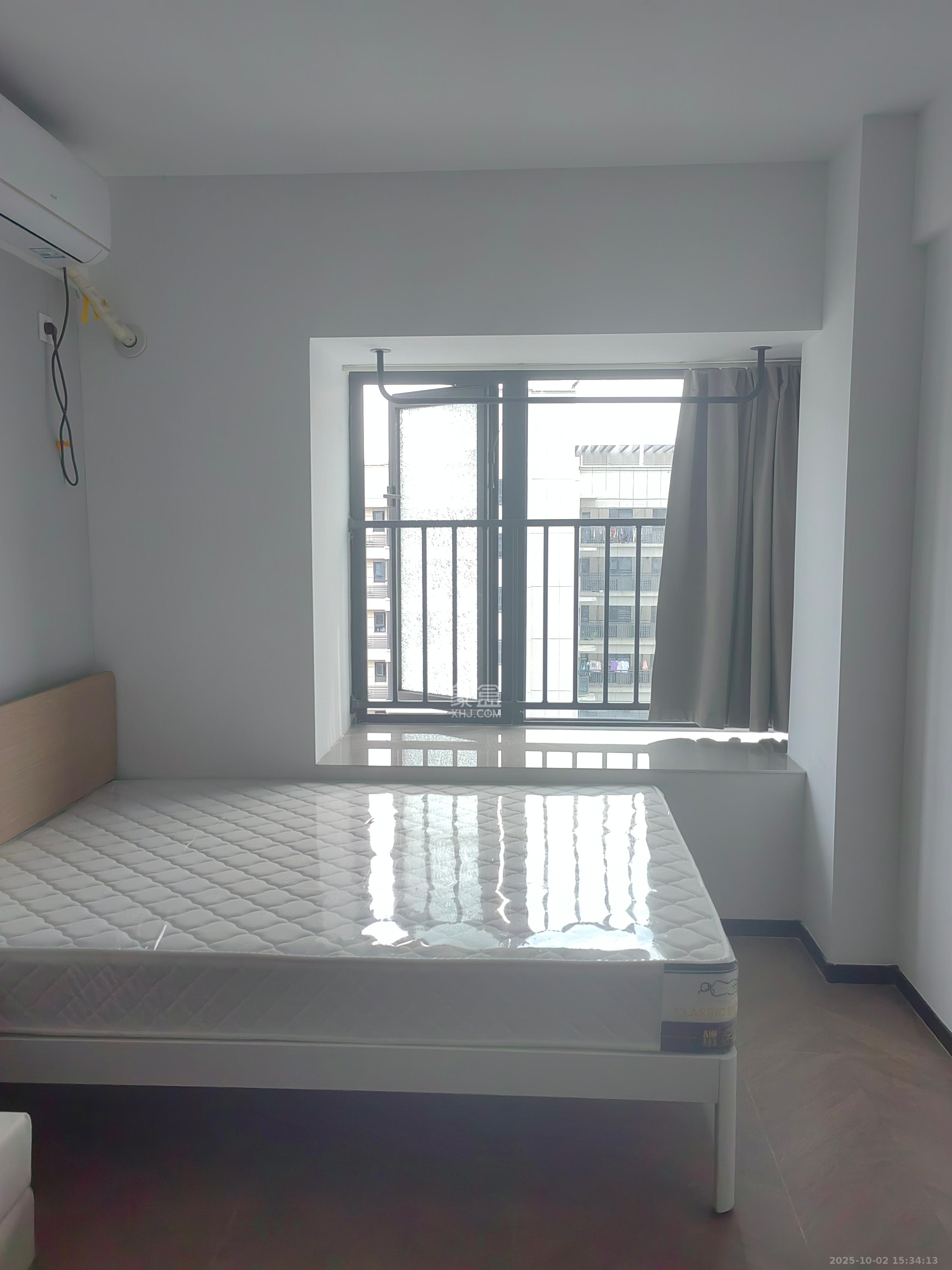 保利中环广场(保利中悦苑)  1室0厅1卫    1430.0元/月 保利中环广场(保利中悦苑)  1室0厅1卫    1430.0元/月室内图1